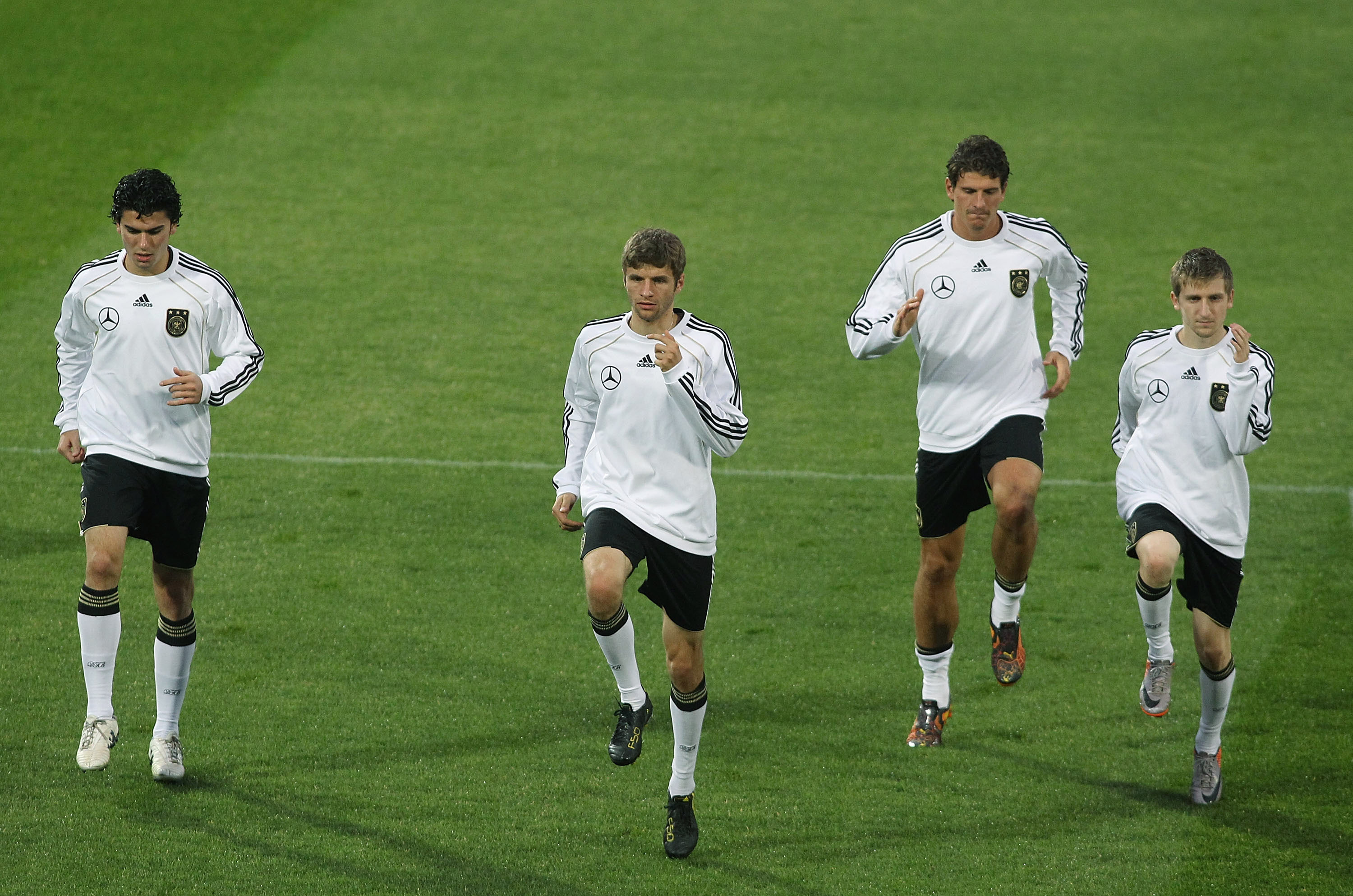 PRETORIA, SOUTH AFRICA - JULY 05:  Players of Germany exercise during a training session at Super stadium on July 5, 2010 in Pretoria, South Africa.  (Photo by Joern Pollex/Getty Images)