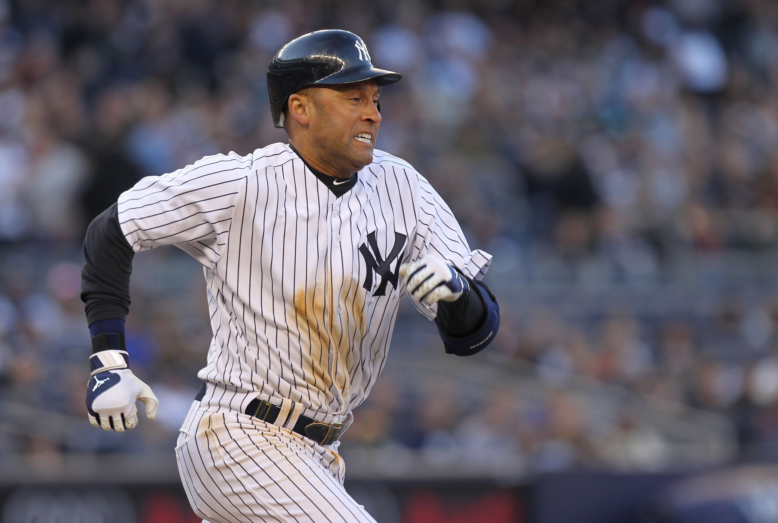 NEW YORK, NY - APRIL 02: Derek Jeter #2 of the New York Yankees runs up the first base line on an infield single against the Detroit Tigers at Yankee Stadium on April 2, 2011 in the Bronx borough of New York City. (Photo by Nick Laham/Getty Images) NEW YORK, NY - APRIL 02: Derek Jeter #2 of the New York Yankees runs up the first base line on an infield single against the Detroit Tigers at Yankee Stadium on April 2, 2011 in the Bronx borough of New York City. (Photo by Nick Laham/Getty Images)