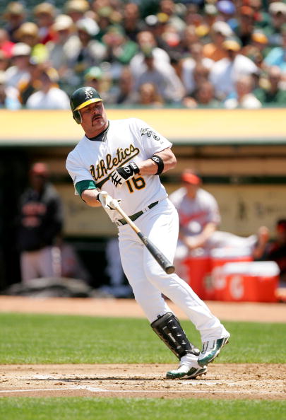 Ex-A's slugger Jason Giambi retiring after 20 seasons