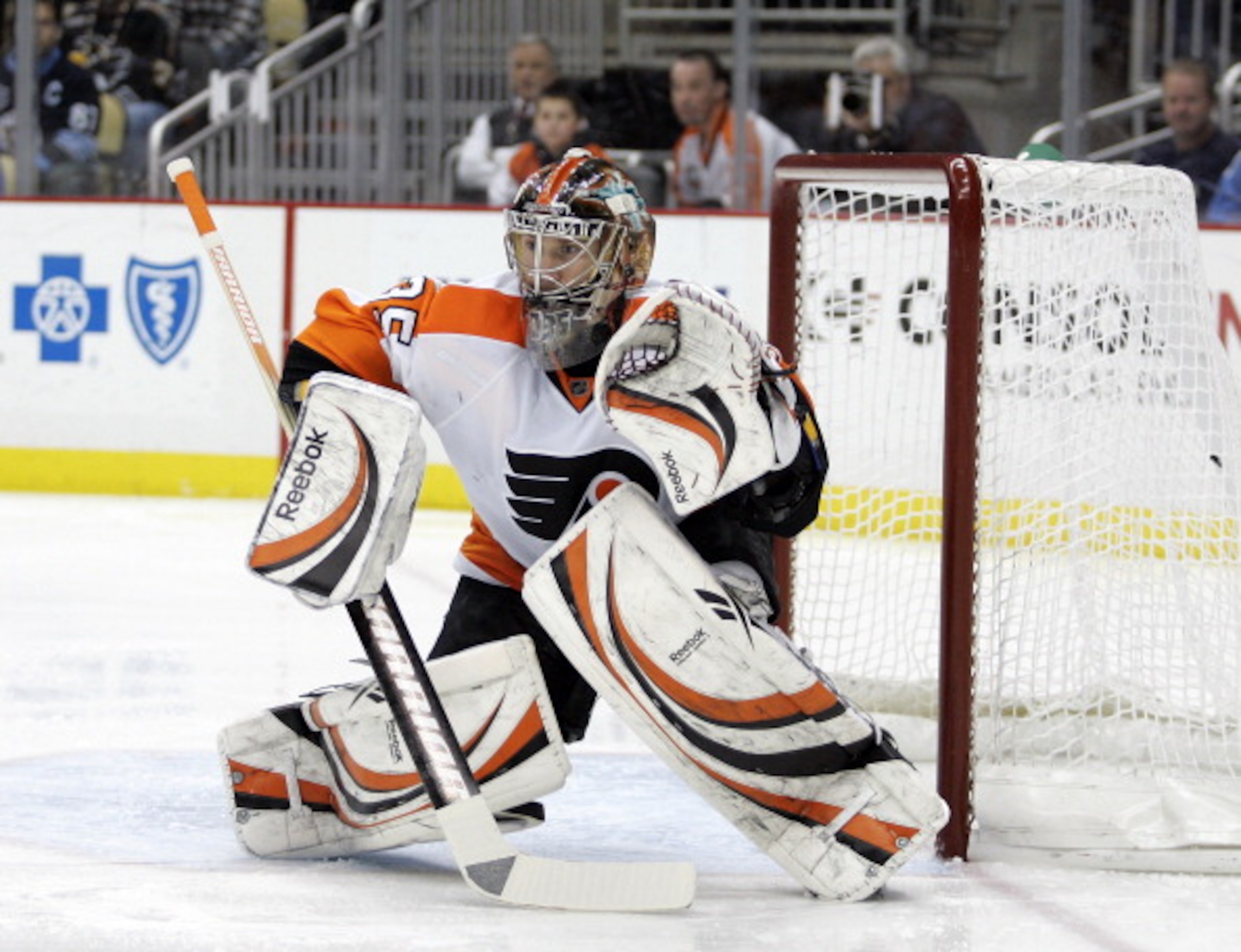 PITTSBURGH, PA - MARCH 29:  Sergei Bobrovsky #35 of the Philadelphia Flyers protects the net against the Pittsburgh Penguins at Consol Energy Center on March 29, 2011 in Pittsburgh, Pennsylvania.  (Photo by Justin K. Aller/Getty Images)