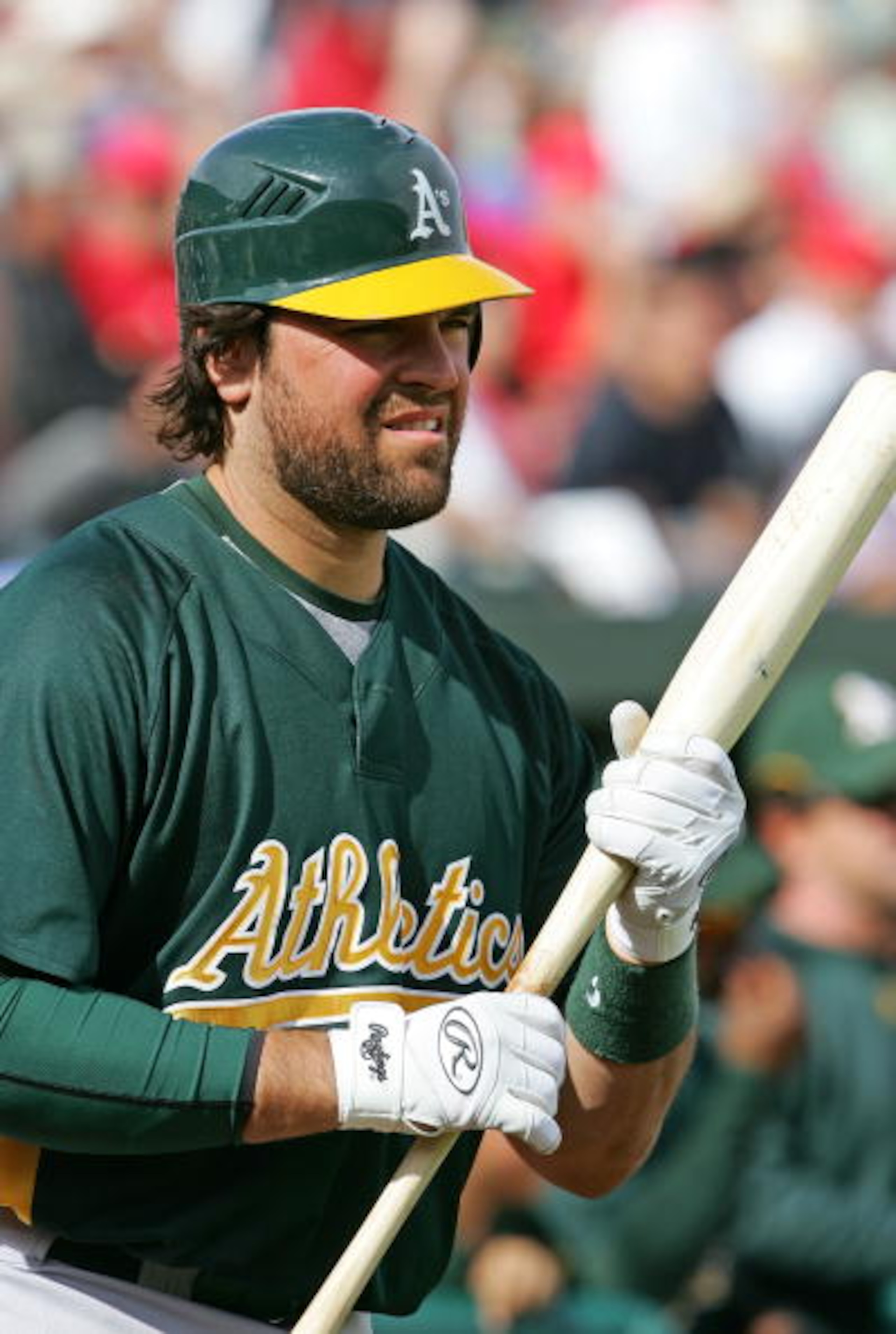 TEMPE, AZ - MARCH 05: Mike Piazza #31 of the Oakland Athletics waits to bat during the game against the Los Angeles Angels of Anaheim on March 5, 2007 at Tempe Diablo Stadium in Tempe, Arizona. (Photo by Lisa Blumenfeld/Getty Images) TEMPE, AZ - MARCH 05: Mike Piazza #31 of the Oakland Athletics waits to bat during the game against the Los Angeles Angels of Anaheim on March 5, 2007 at Tempe Diablo Stadium in Tempe, Arizona. (Photo by Lisa Blumenfeld/Getty Images)