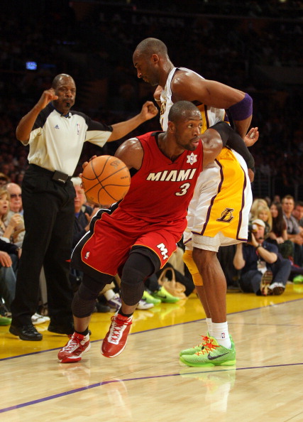 Miami Heat's LeBron James, Dwyane Wade excel, but East falls 152-149 in All-Star  Game