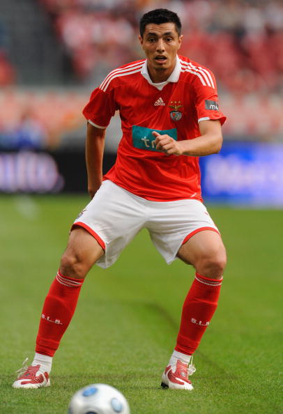 AMSTERDAM, NETHERLANDS - JULY 24:  Oscar Cardozo of Benfica during the Amsterdam Tournament match between Sunderland and Benfica at the Amsterdam Arena on July 24, 2009 in Amsterdam, Netherlands.  (Photo by Michael Regan/Getty Images)
