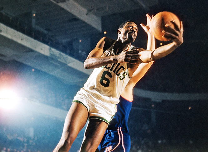 Kareem Abdul-Jabbar: Late NBA great Bill Russell 'leaves a giant example  for us all