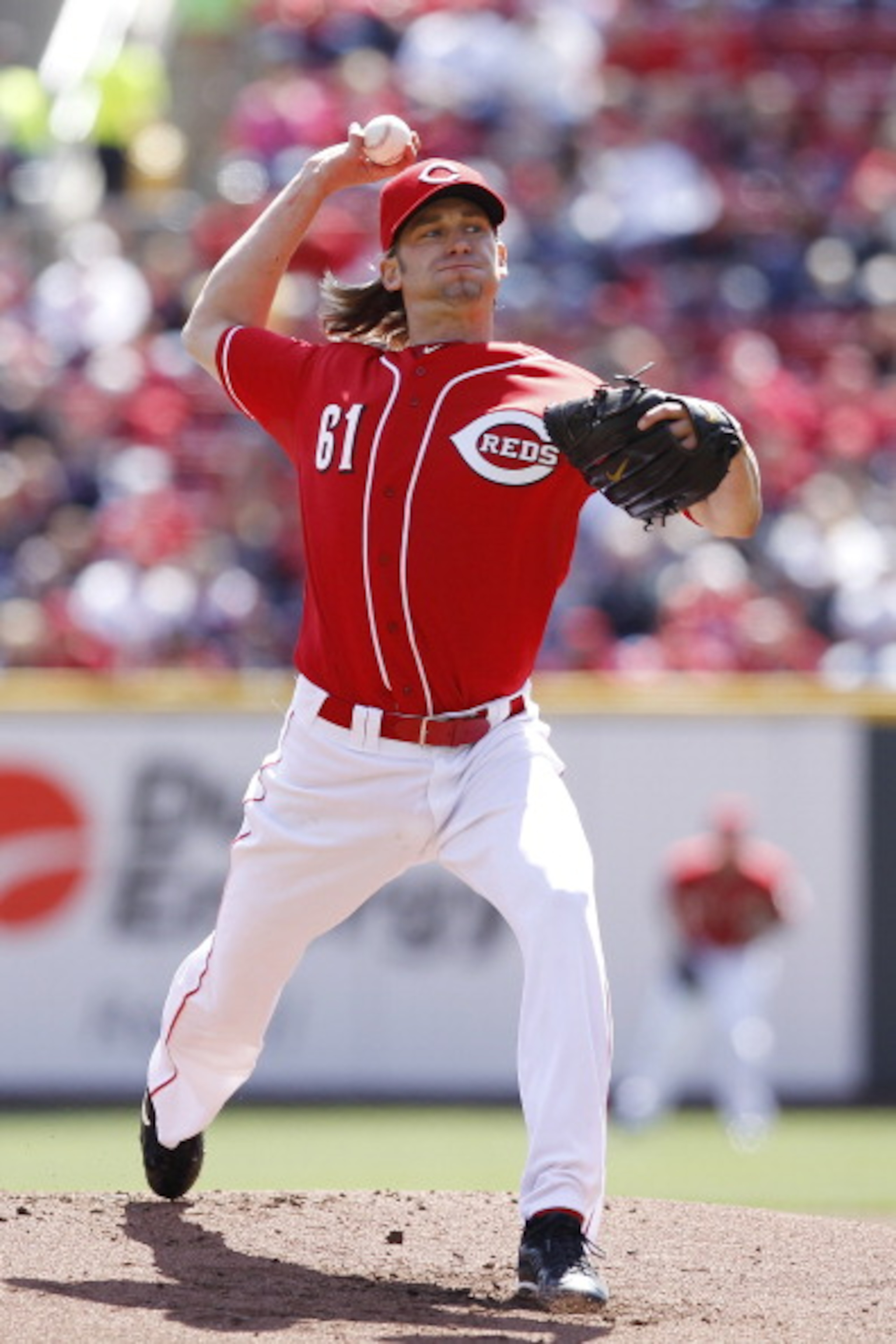 CINCINNATI, OH - APRIL 3: Bronson Arroyo #61 of the Cincinnati Reds pitches against the Milwaukee Brewers at Great American Ball Park on April 3, 2011 in Cincinnati, Ohio. The Reds won 12-3. (Photo by Joe Robbins/Getty Images)