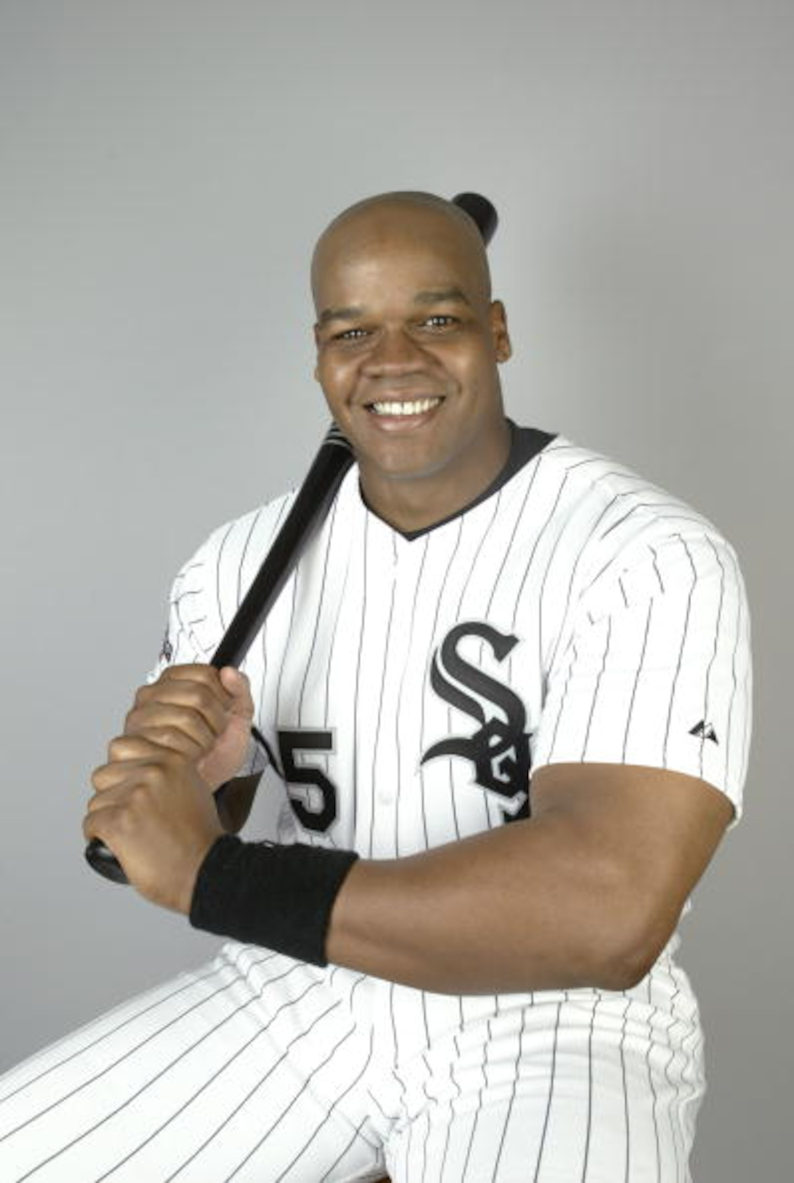 TUCSON, AZ - FEBRUARY 27:  First baseman Frank Thomas #35 of the Chicago White Sox poses for a portrait during Media Day on February  27, 2004 at Tucson Electric Park in Tucson, Arizona. (Photo by Jeff Gross/Getty Images)