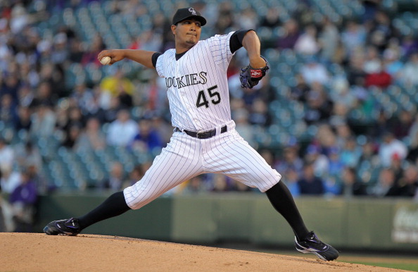 Blasts from the past: Todd Helton, Carlos Gonzalez teaching at Rockies camp