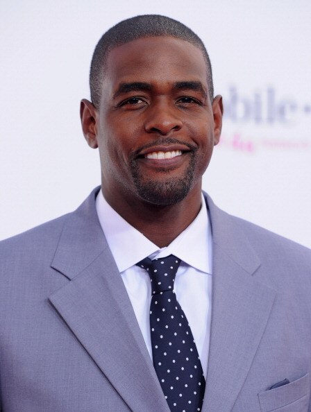 LOS ANGELES, CA - FEBRUARY 20:  Former NBA player Chris Webber arrives to the T-Mobile Magenta Carpet at the 2011 NBA All-Star Game on February 20, 2011 in Los Angeles, California.  (Photo by Alberto E. Rodriguez/Getty Images)