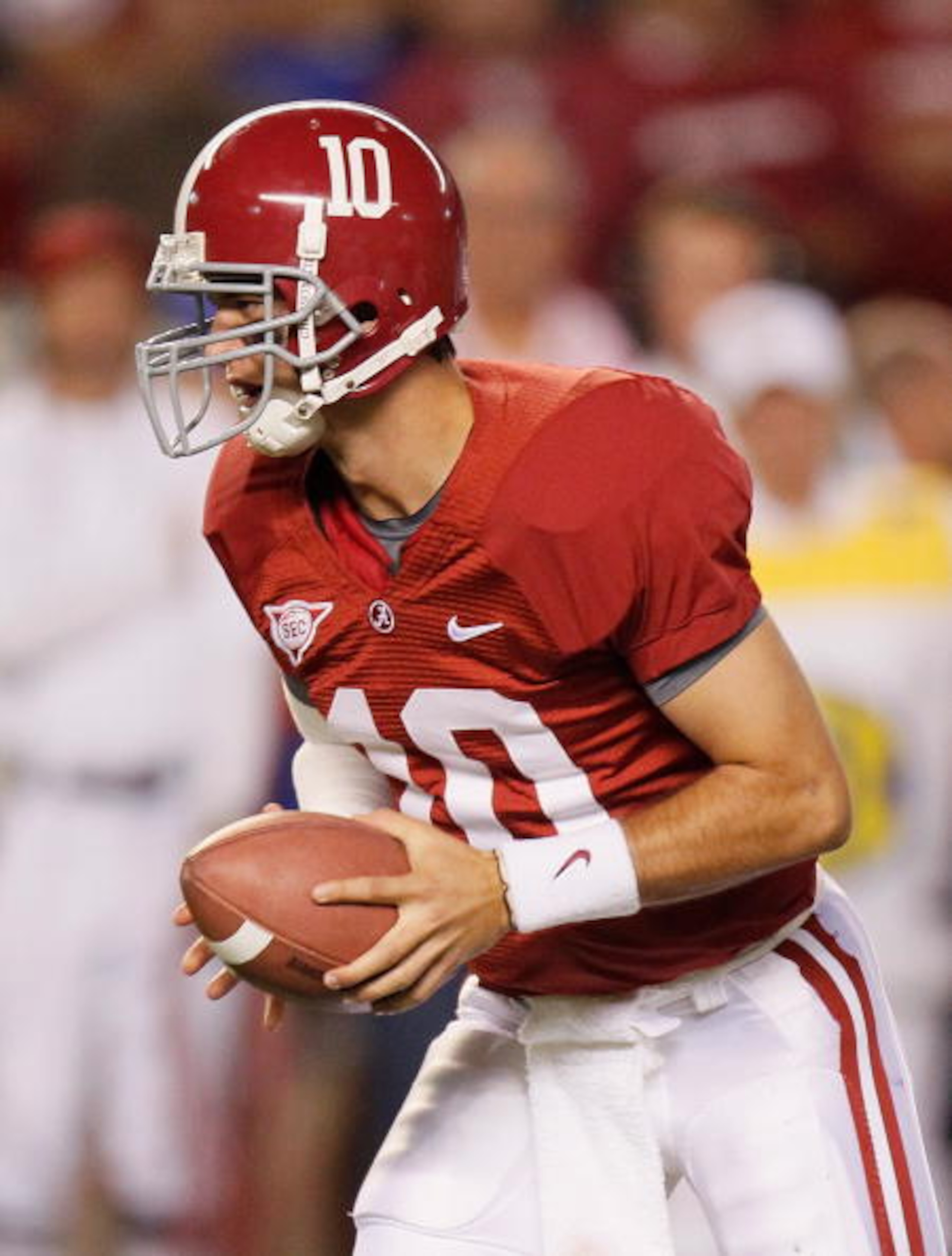 TUSCALOOSA, AL - OCTOBER 02: Quarterback A.J. McCarron #10 of the Alabama Crimson Tide against the Florida Gators at Bryant-Denny Stadium on October 2, 2010 in Tuscaloosa, Alabama. (Photo by Kevin C. Cox/Getty Images) TUSCALOOSA, AL - OCTOBER 02: Quarterback A.J. McCarron #10 of the Alabama Crimson Tide against the Florida Gators at Bryant-Denny Stadium on October 2, 2010 in Tuscaloosa, Alabama. (Photo by Kevin C. Cox/Getty Images)