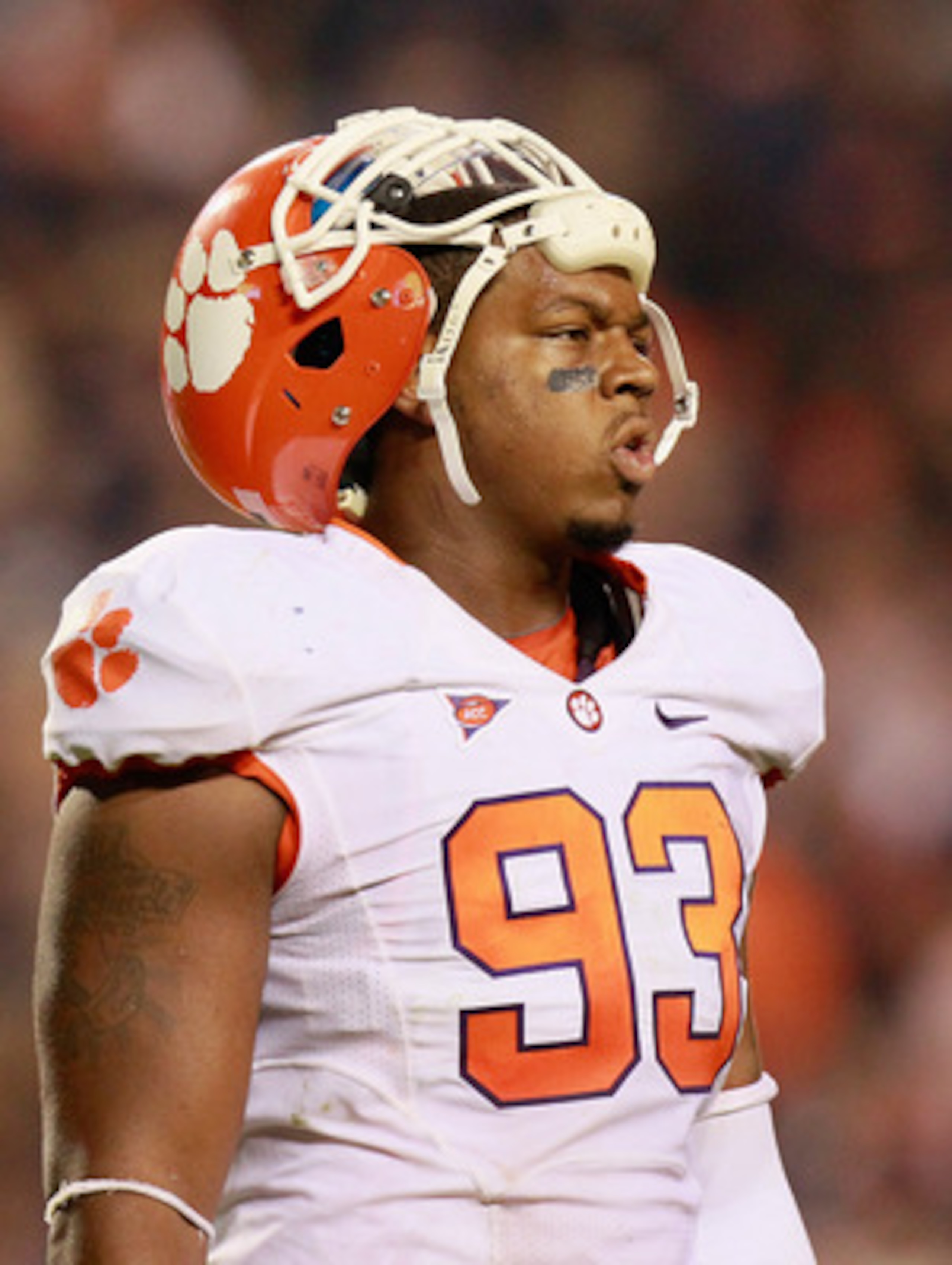 AUBURN, AL - SEPTEMBER 18:  Da'Quan Bowers #93 of the Clemson Tigers against the Auburn Tigers at Jordan-Hare Stadium on September 18, 2010 in Auburn, Alabama.  (Photo by Kevin C. Cox/Getty Images)