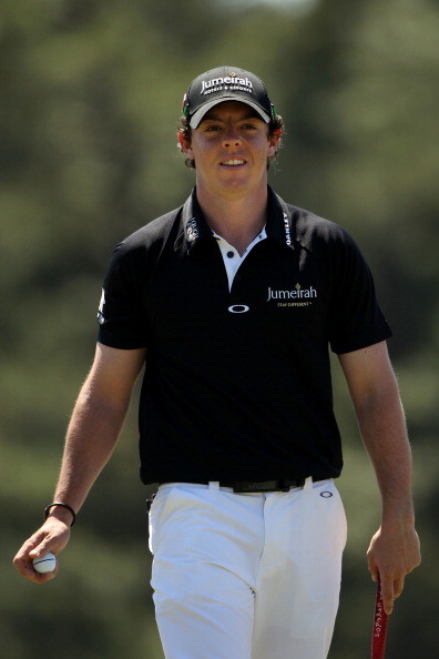 AUGUSTA, GA - APRIL 07:  Rory McIlory of Northern Ireland walks across the 17th green during the first round of the 2011 Masters Tournament at Augusta National Golf Club on April 7, 2011 in Augusta, Georgia.  (Photo by Andrew Redington/Getty Images)