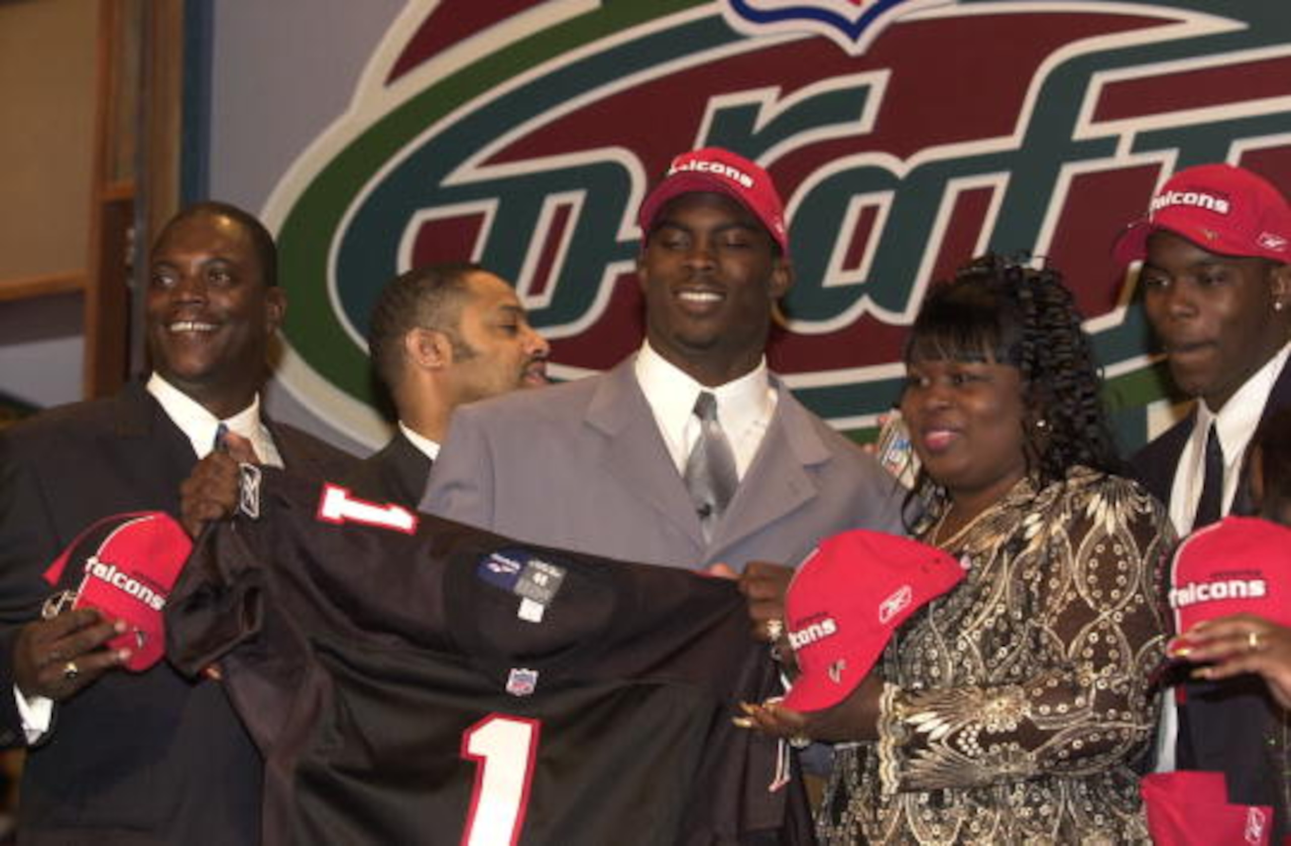 21 Apr 2001:  Michael Vick poses with with his family after Vick was selected first in the NFL Draft by the Atlanta Falcons at Madison Square Garden in New York City. Mandatory Credit: Ezra Shaw/ALLSPORT