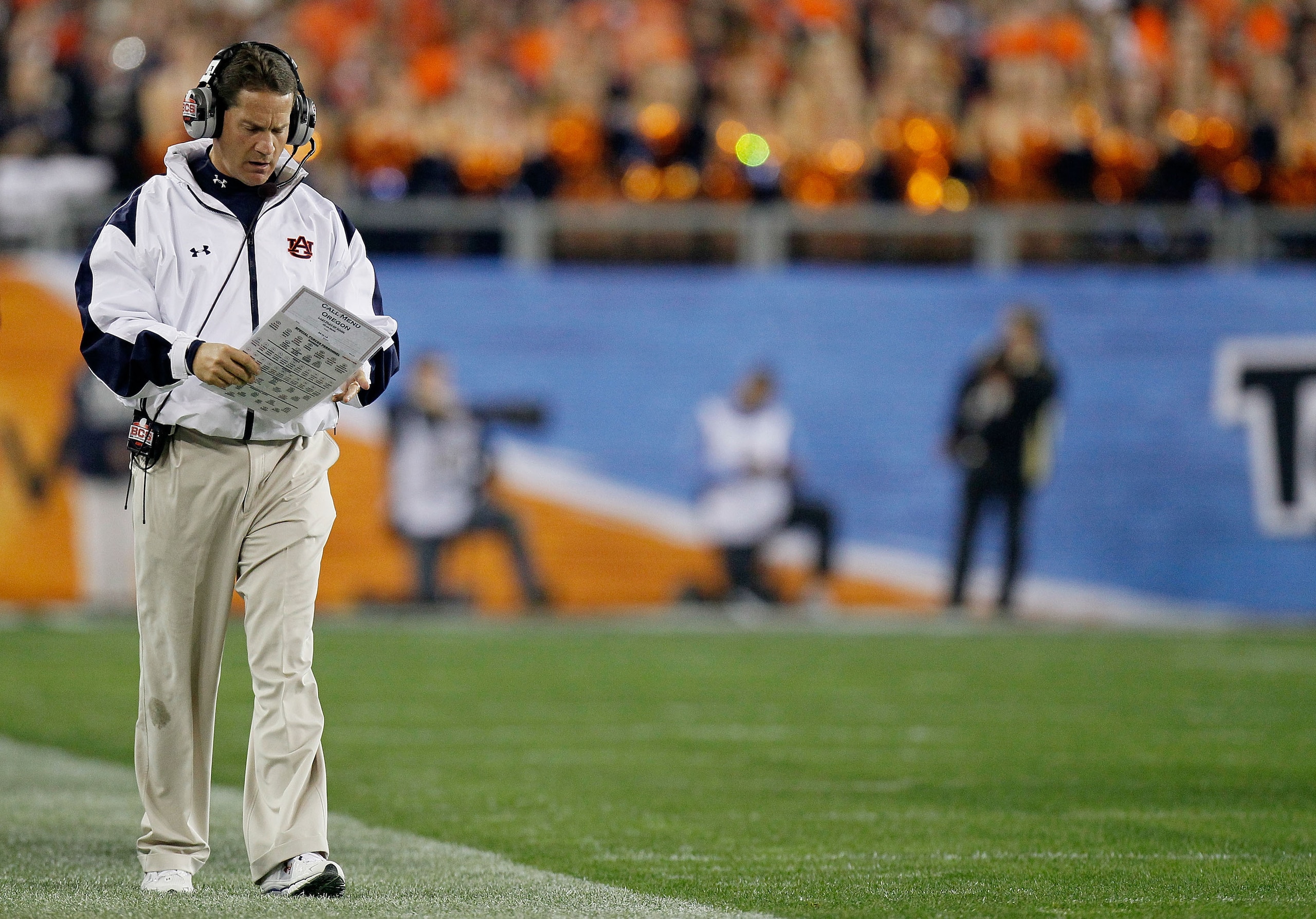 GLENDALE, AZ - JANUARY 10:  Head coach Gene Chizik of the Auburn Tigers looks  on from the sideline against the Oregon Ducks during the Tostitos BCS National Championship Game at University of Phoenix Stadium on January 10, 2011 in Glendale, Arizona.  (Ph