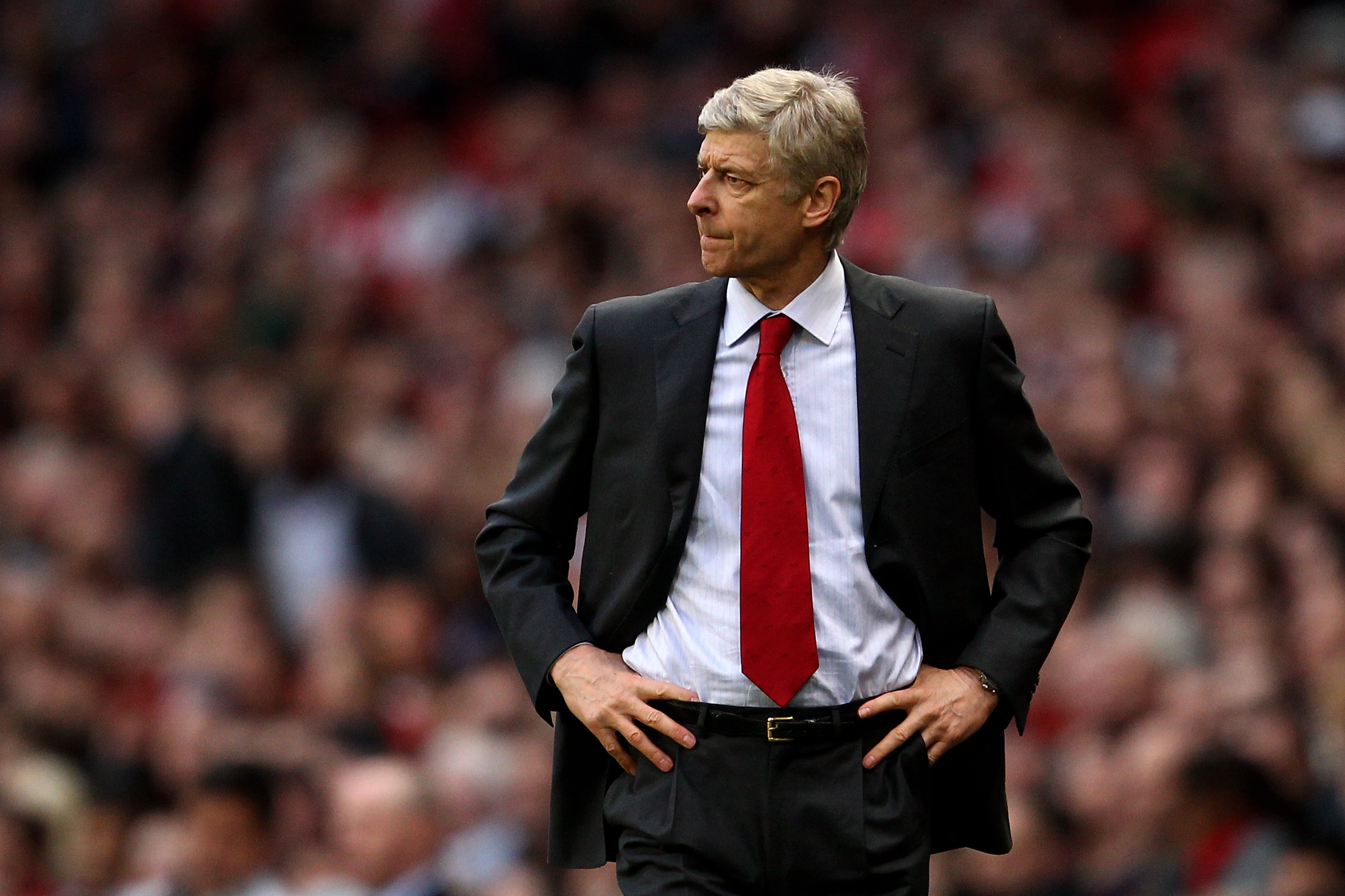 LONDON, ENGLAND - APRIL 02:  Arsenal manager Arsene Wenger looks on during the Barclays Premier League match between Arsenal and Blackburn Rovers at the Emirates Stadium on April 2, 2011 in London, England.  (Photo by Julian Finney/Getty Images)