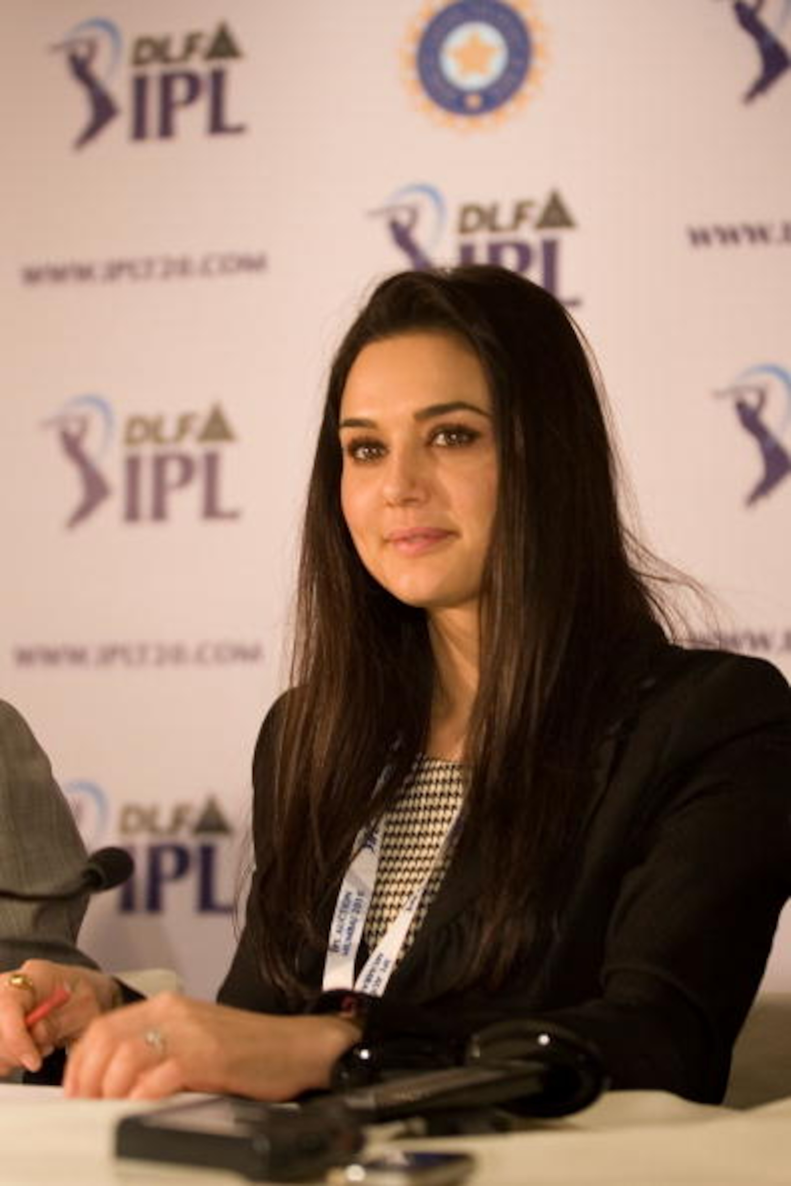 MUMBAI, INDIA - JANUARY 19: Co-owner of Kings XI Punjab Preity Zinta (C) attends a press conference during the Indian Premier League Auction 2010 on January 19, 2010 in Mumbai, India. (Photo by Ritam Banerjee/Getty Images) MUMBAI, INDIA - JANUARY 19: Co-owner of Kings XI Punjab Preity Zinta (C) attends a press conference during the Indian Premier League Auction 2010 on January 19, 2010 in Mumbai, India. (Photo by Ritam Banerjee/Getty Images)