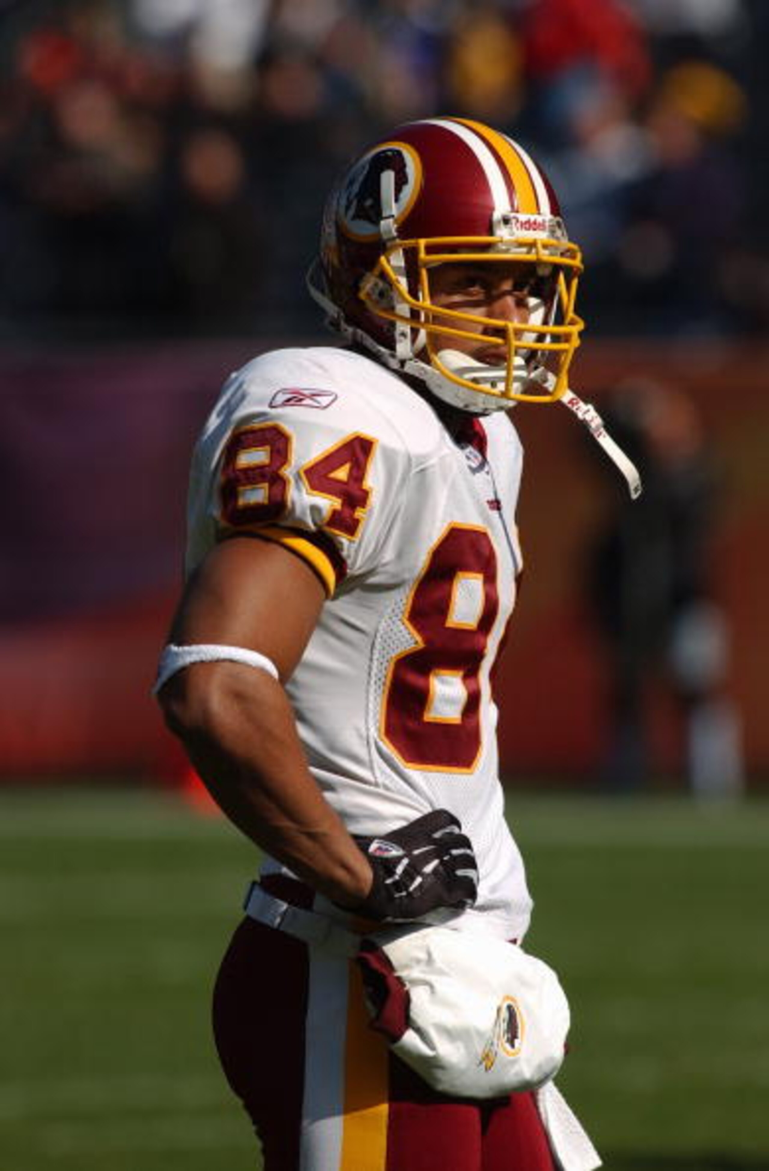 CHICAGO - OCTOBER 17: Wide reciever Taylor Jacobs #84 of the Washington Redskins stands on the field during the game with the Chicago Bears on October 17, 2004 at Soldier Field in Chicago, Illinois. The Redskins defeated the Bears 13-10. (Photo by Jonath CHICAGO - OCTOBER 17: Wide reciever Taylor Jacobs #84 of the Washington Redskins stands on the field during the game with the Chicago Bears on October 17, 2004 at Soldier Field in Chicago, Illinois. The Redskins defeated the Bears 13-10. (Photo by Jonath