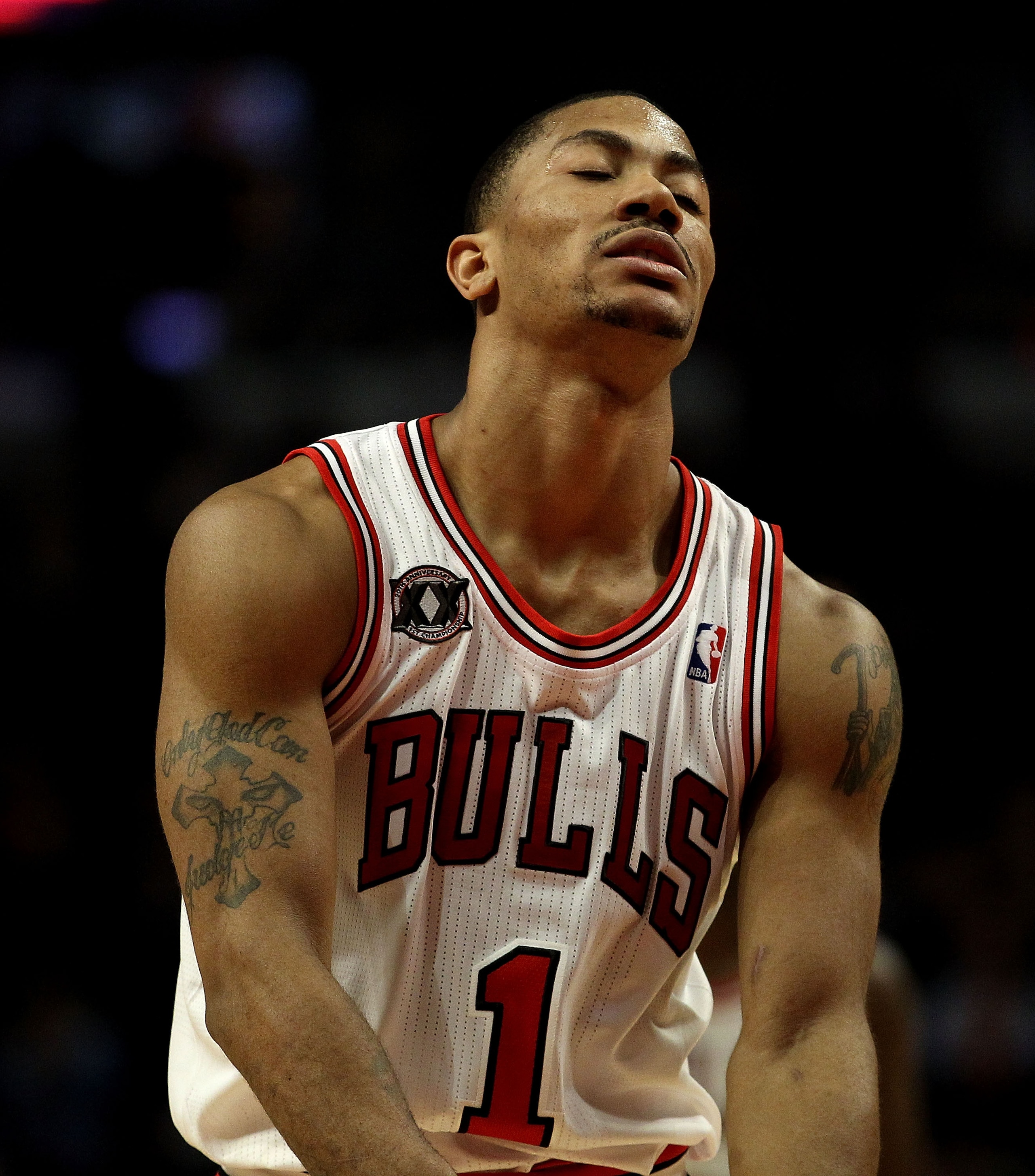 CHICAGO, IL - MARCH 25: Derrick Rose #1 of the Chicago Bulls reacts after a foul call against the Memphis Grizzlies at the United Center on March 25, 2011 in Chicago, Illinois. The Bulls defeated the Grizzlies 99-96. NOTE TO USER: User expressly acknowled