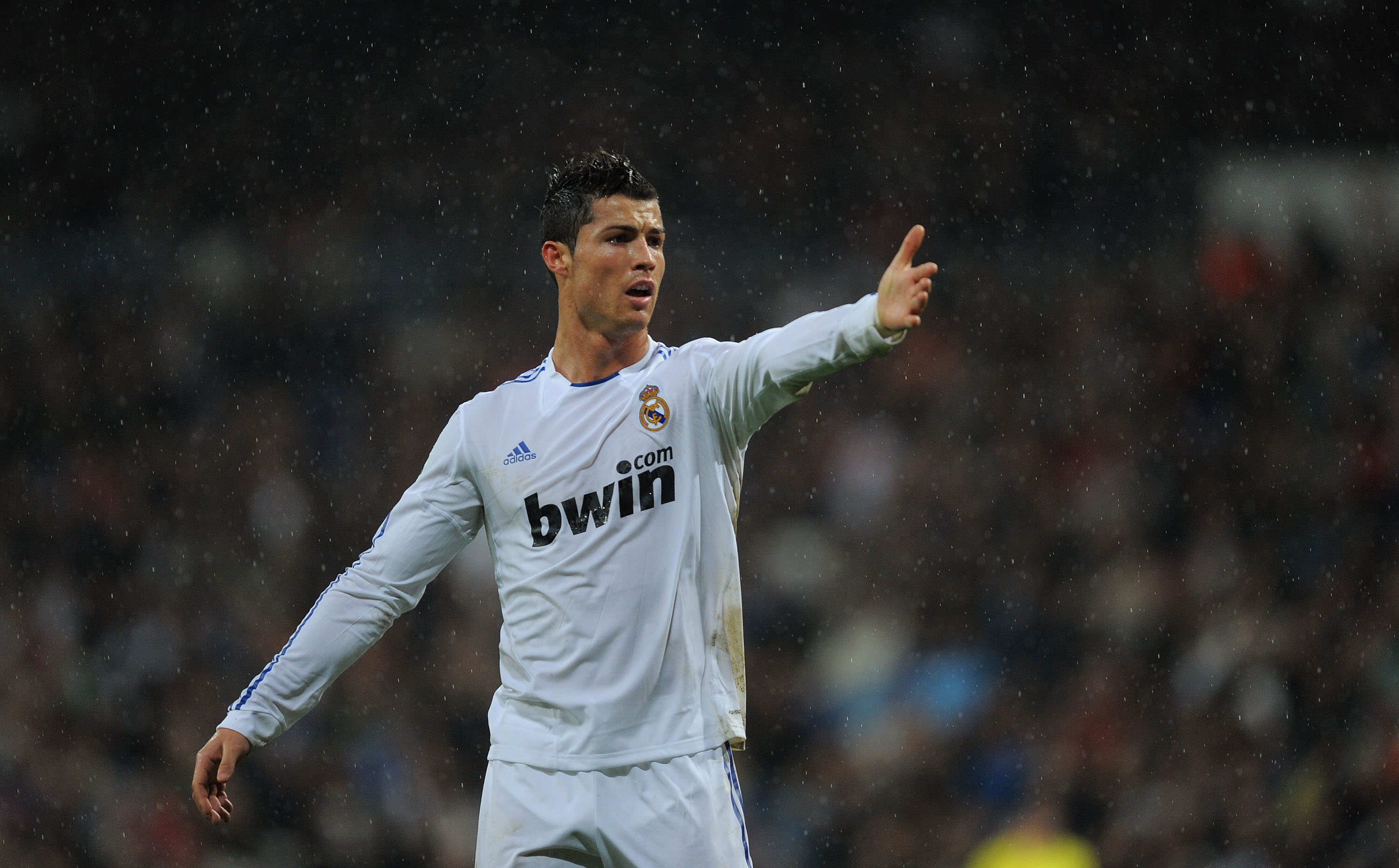 MADRID, SPAIN - FEBRUARY 19:  Cristiano Ronaldo of Real Madrid reacts during the  La Liga match between Real Madrid and Levante at Estadio Santiago Bernabeu on February 19, 2011 in Madrid, Spain.  (Photo by Denis Doyle/Getty Images)