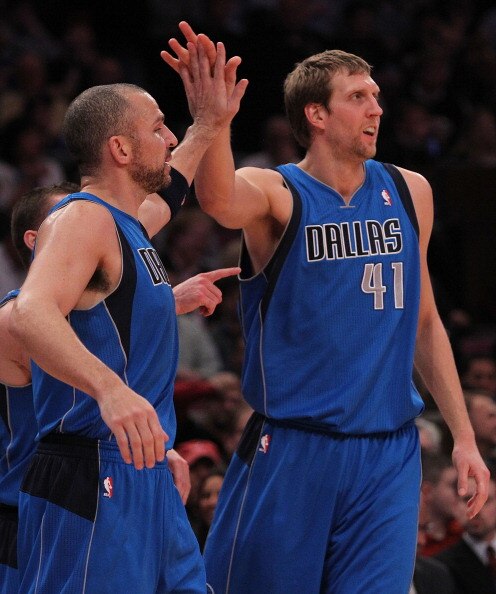 NEW YORK, NY - FEBRUARY 02:  Jason Kidd #2 of the Dallas Mavericks high fives team mate Dirk Nowitzki #41 against the New York Knicks at Madison Square Garden on February 2, 2011 in New York City. NOTE TO USER: User expressly acknowledges and agrees that,