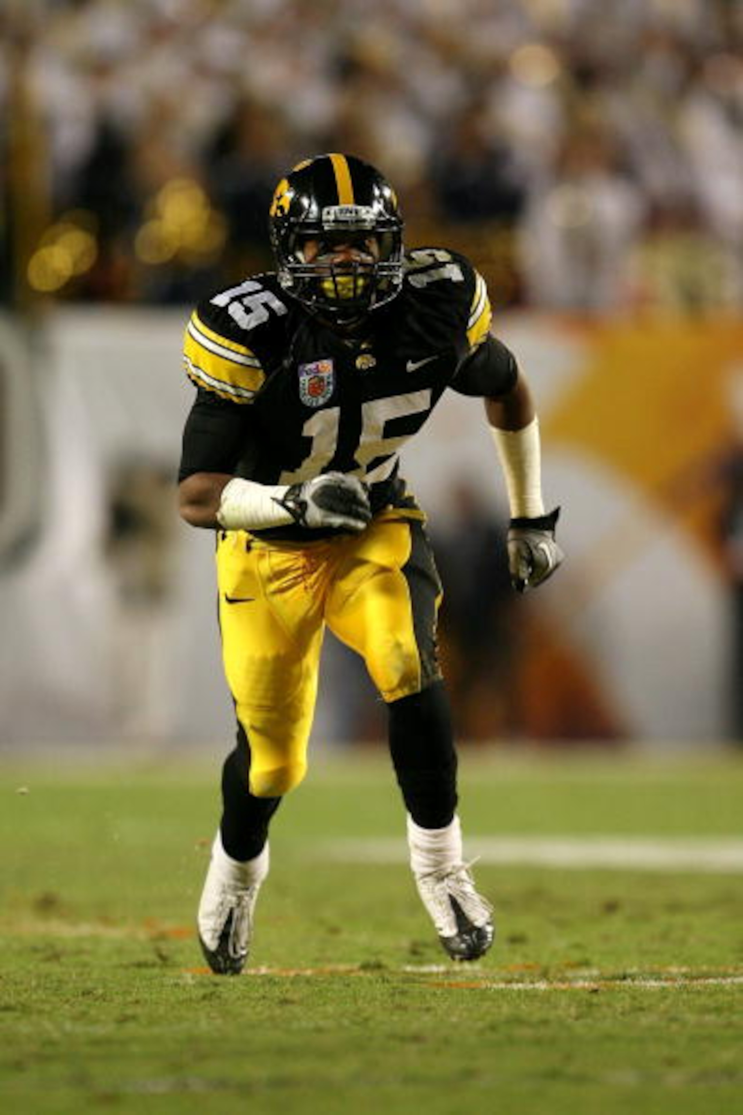 MIAMI GARDENS, FL - JANUARY 05:  Wide receiver Derrell Johnson-Koulianos #15 of the Iowa Hawkeyes runs a pattern on offensie against the Georgia Tech Yellow Jackets during the FedEx Orange Bowl at Land Shark Stadium on January 5, 2010 in Miami Gardens, Fl