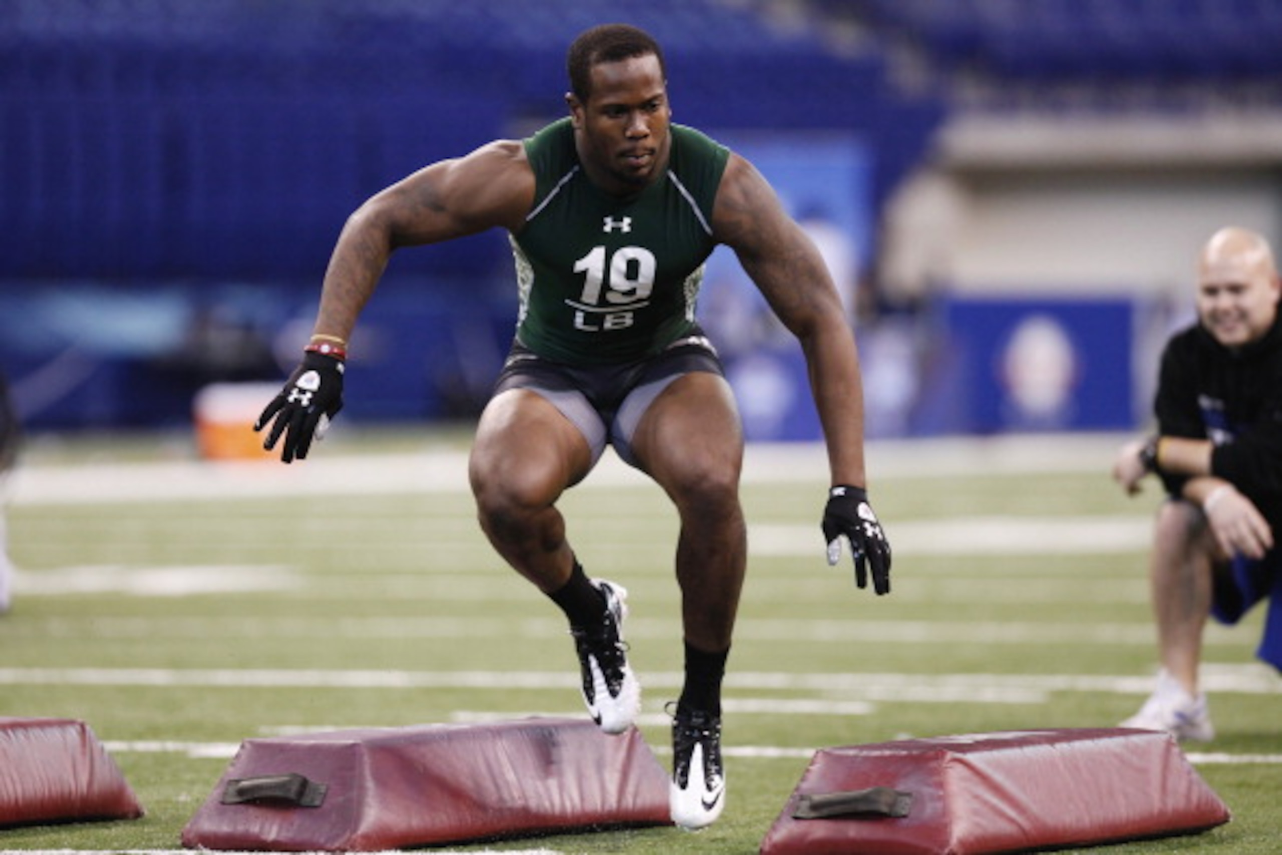 INDIANAPOLIS, IN - FEBRUARY 28: Von Miller of Texas A&M works out during the 2011 NFL Scouting Combine at Lucas Oil Stadium on February 28, 2011 in Indianapolis, Indiana. (Photo by Joe Robbins/Getty Images) INDIANAPOLIS, IN - FEBRUARY 28: Von Miller of Texas A&M works out during the 2011 NFL Scouting Combine at Lucas Oil Stadium on February 28, 2011 in Indianapolis, Indiana. (Photo by Joe Robbins/Getty Images)