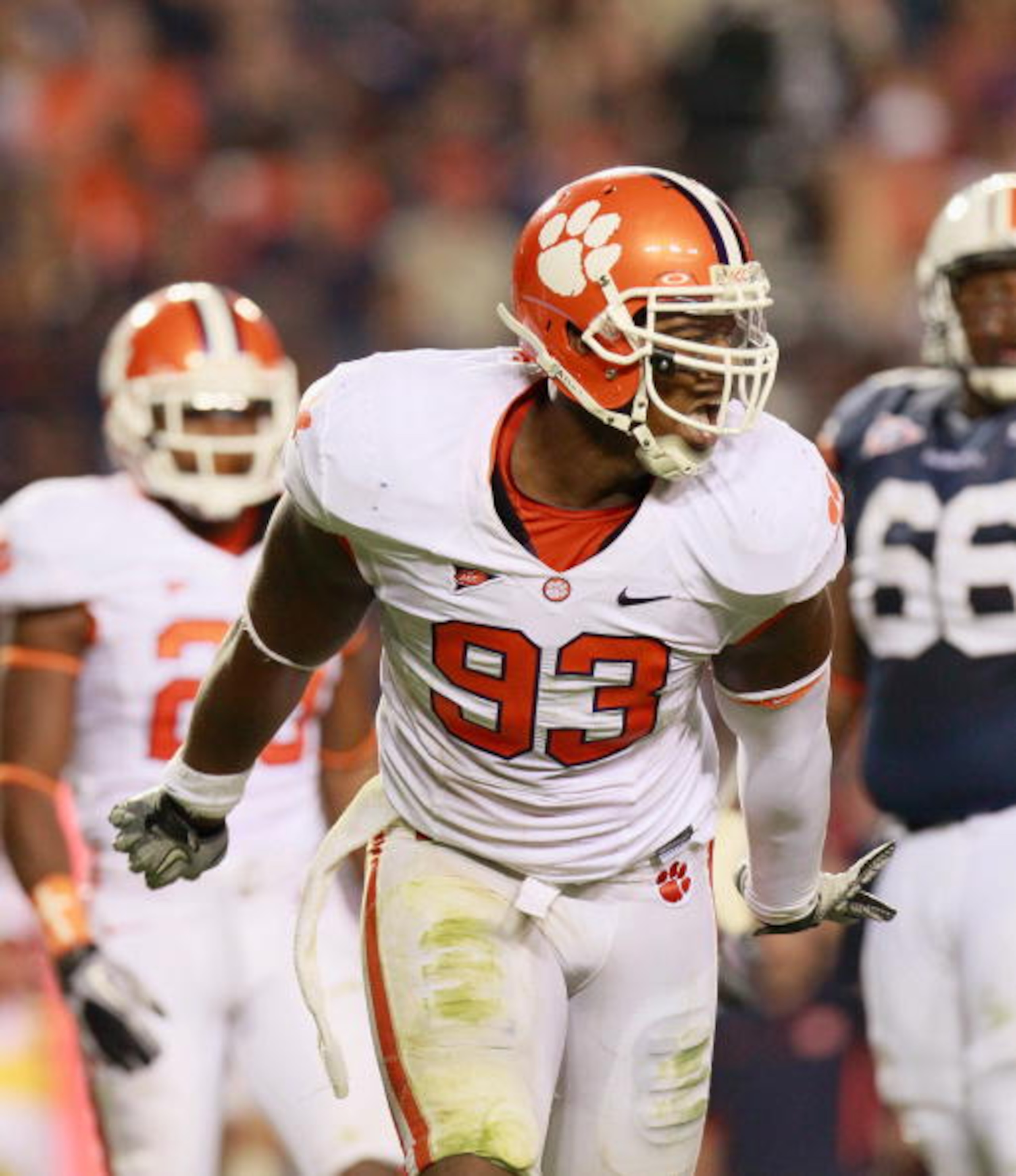 AUBURN, AL - SEPTEMBER 18:  Da'Quan Bowers #93 of the Clemson Tigers against the Auburn Tigers at Jordan-Hare Stadium on September 18, 2010 in Auburn, Alabama.  (Photo by Kevin C. Cox/Getty Images)