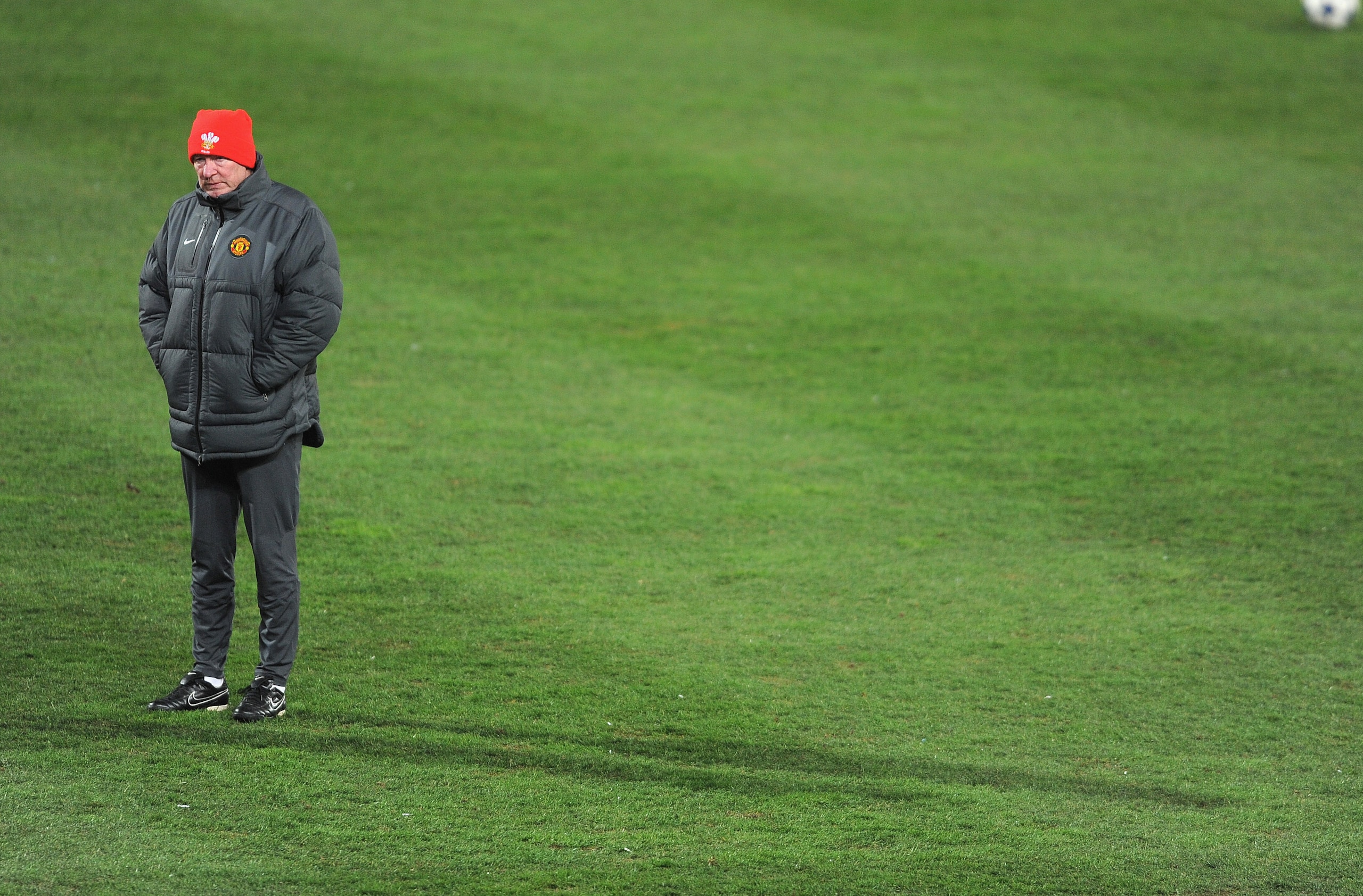 MARSEILLE, FRANCE - FEBRUARY 22:  Manchester United manager Sir Alex Ferguson looks on during the Manchester United training session ahead of the UEFA Champions League round of 16 first leg match against Marseille at the Stade Velodrome on February 22, 20