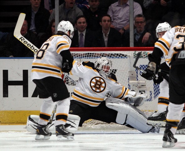 NEW YORK, NY - APRIL 04: Tim Thomas #30 of the Boston Bruins makes the split save against the New York Rangers during the first period at Madison Square Garden on April 4, 2011 in New York City.  (Photo by Bruce Bennett/Getty Images)