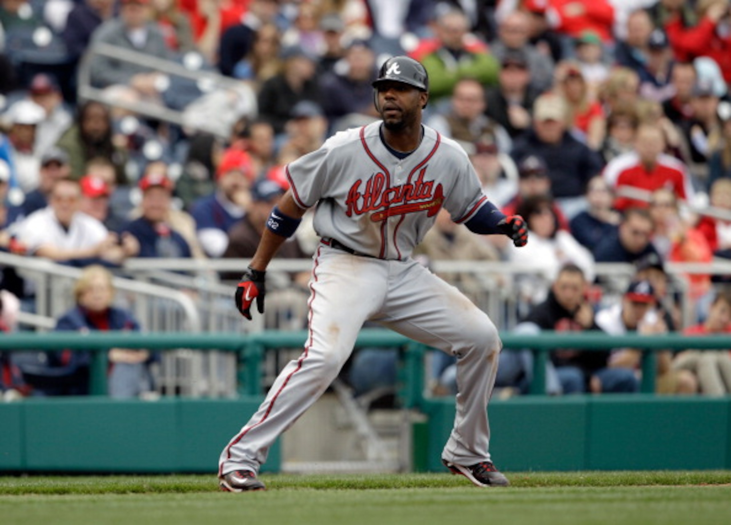 WASHINGTON, DC - APRIL 03: Jason Heyward #22 of the Atlanta Braves leads off base against the Washington Nationals at Nationals Park on April 3, 2011 in Washington, DC. (Photo by Rob Carr/Getty Images) WASHINGTON, DC - APRIL 03: Jason Heyward #22 of the Atlanta Braves leads off base against the Washington Nationals at Nationals Park on April 3, 2011 in Washington, DC. (Photo by Rob Carr/Getty Images)