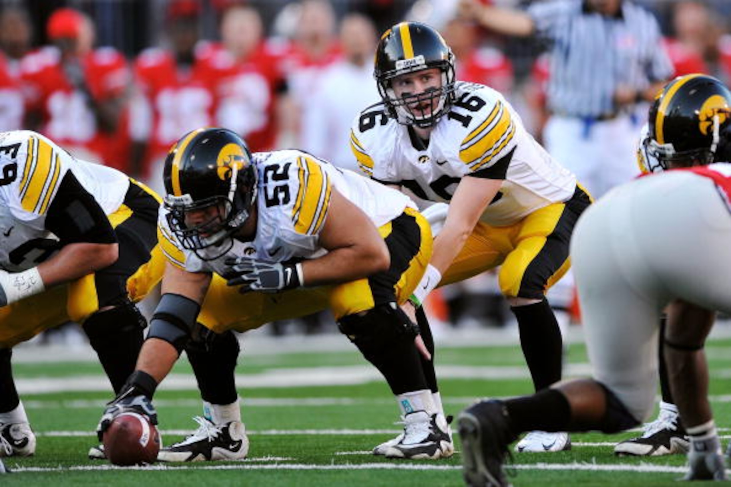 COLUMBUS, OH - NOVEMBER 14: Quarterback James Vandenberg #16 of the Iowa Hawkeyes takes the snap from center against the Ohio State Buckeyes at Ohio Stadium on November 14, 2009 in Columbus, Ohio. (Photo by Jamie Sabau/Getty Images) COLUMBUS, OH - NOVEMBER 14: Quarterback James Vandenberg #16 of the Iowa Hawkeyes takes the snap from center against the Ohio State Buckeyes at Ohio Stadium on November 14, 2009 in Columbus, Ohio. (Photo by Jamie Sabau/Getty Images)