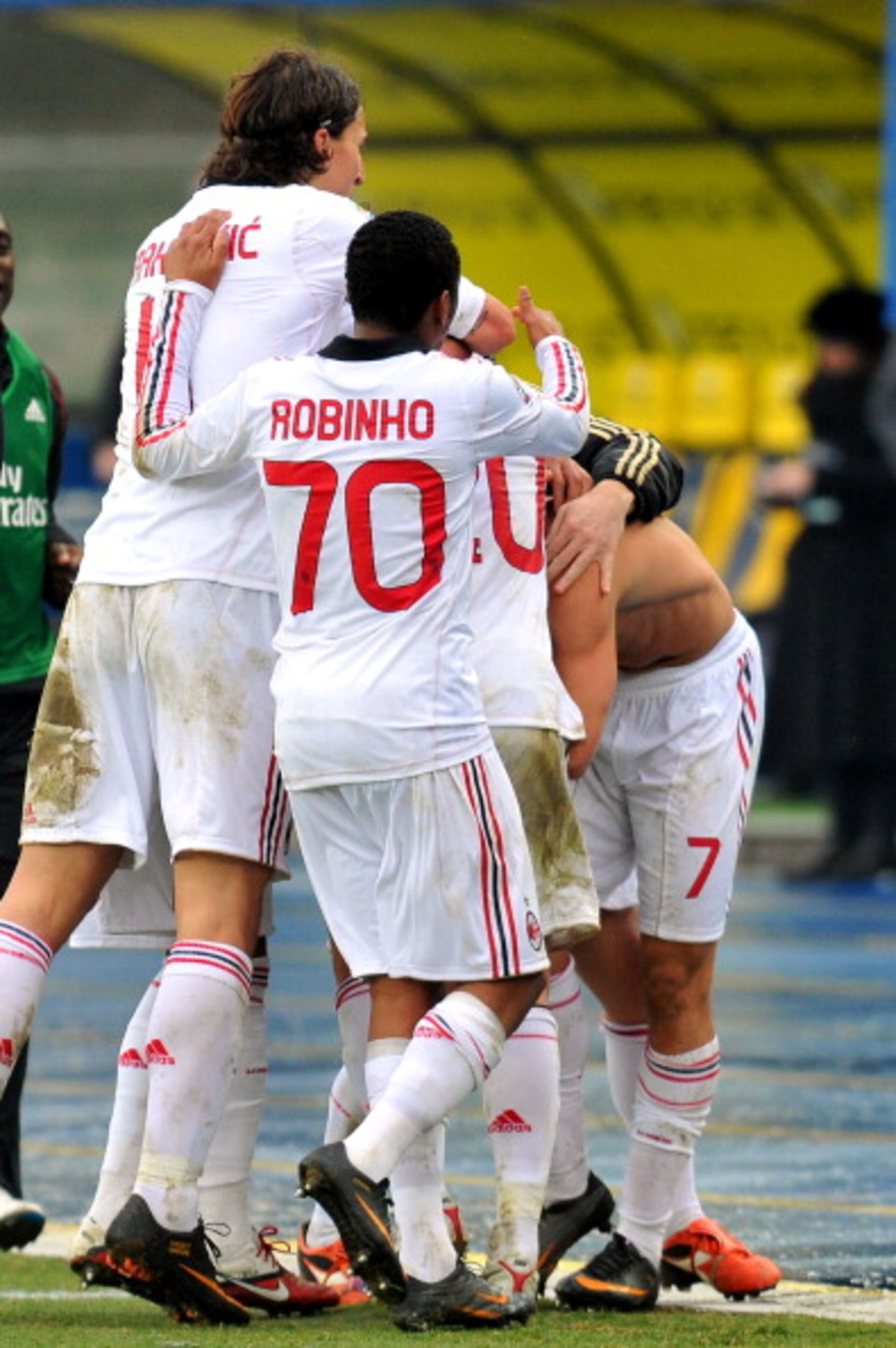VERONA, ITALY - FEBRUARY 20:  Alexandre Pato of Milan celebrates with Robinho and Zlatan Ibrahimovic after scoring a goal during the Serie A match between AC Chievo Verona and AC Milan at Stadio Marc'Antonio Bentegodi on February 20, 2011 in Verona, Italy