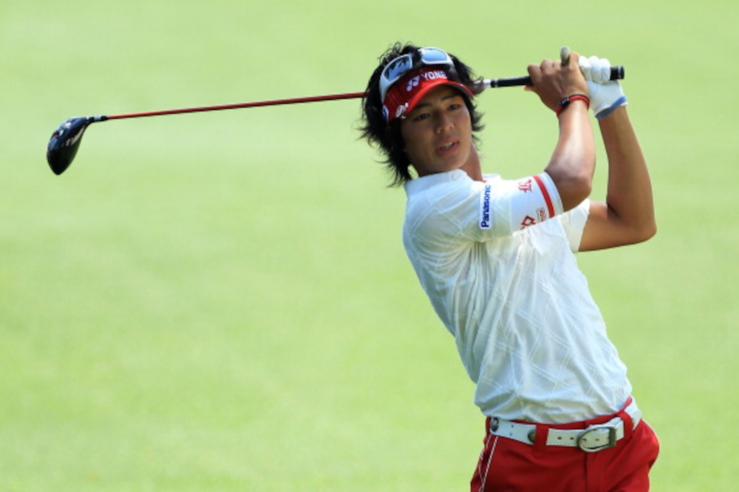 AUGUSTA, GA - APRIL 10: Ryo Ishikawa of Japan watches his second shot on the second hole during the final round of the 2011 Masters Tournament on April 10, 2011 in Augusta, Georgia. (Photo by David Cannon/Getty Images) AUGUSTA, GA - APRIL 10: Ryo Ishikawa of Japan watches his second shot on the second hole during the final round of the 2011 Masters Tournament on April 10, 2011 in Augusta, Georgia. (Photo by David Cannon/Getty Images)