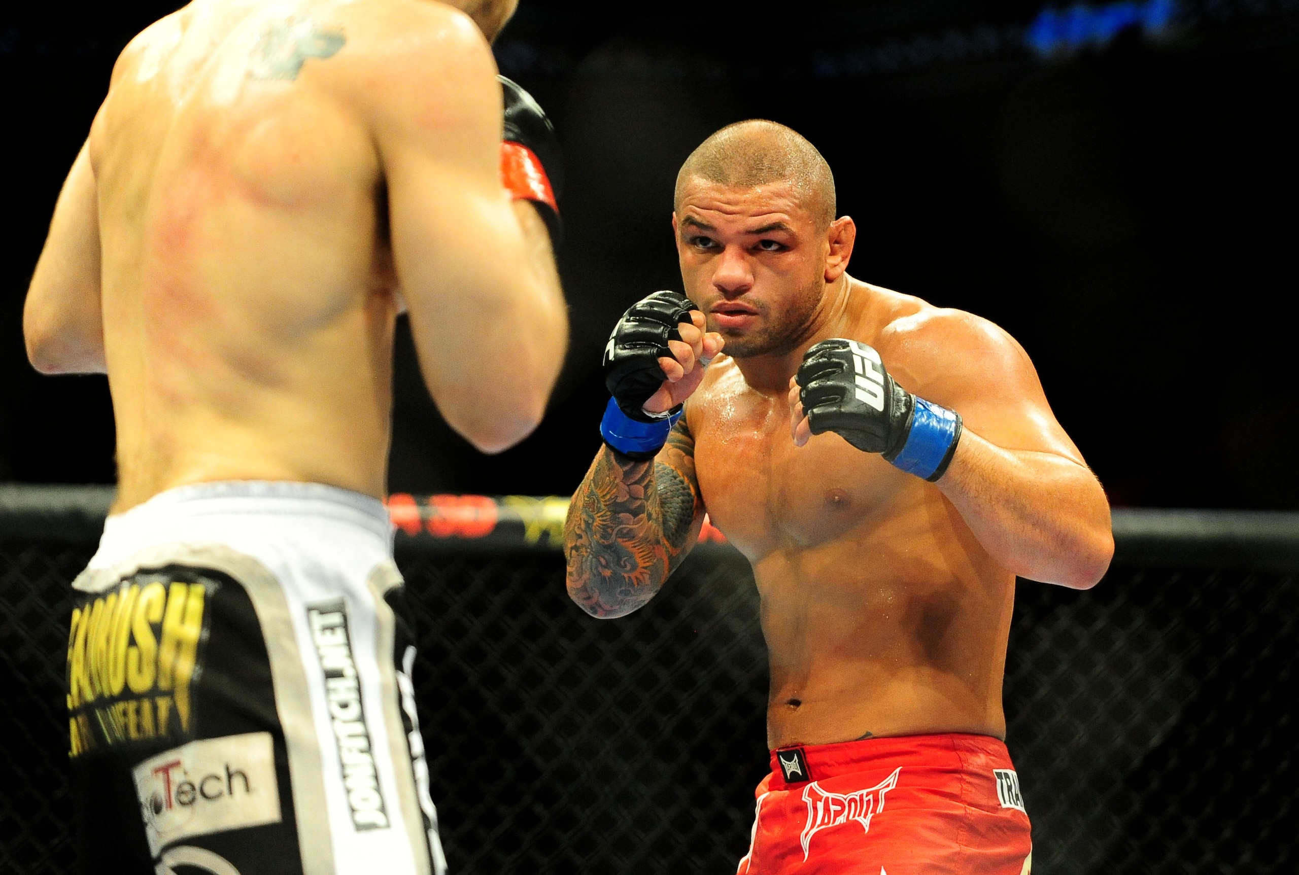 Aug. 7, 2010; Oakland, CA, USA; UFC fighter Thiago Alves (right) against Jon Fitch during the welterweight bout in UFC 117 at the Oracle Arena. Mandatory Credit: Mark J. Rebilas-US PRESSWIRE