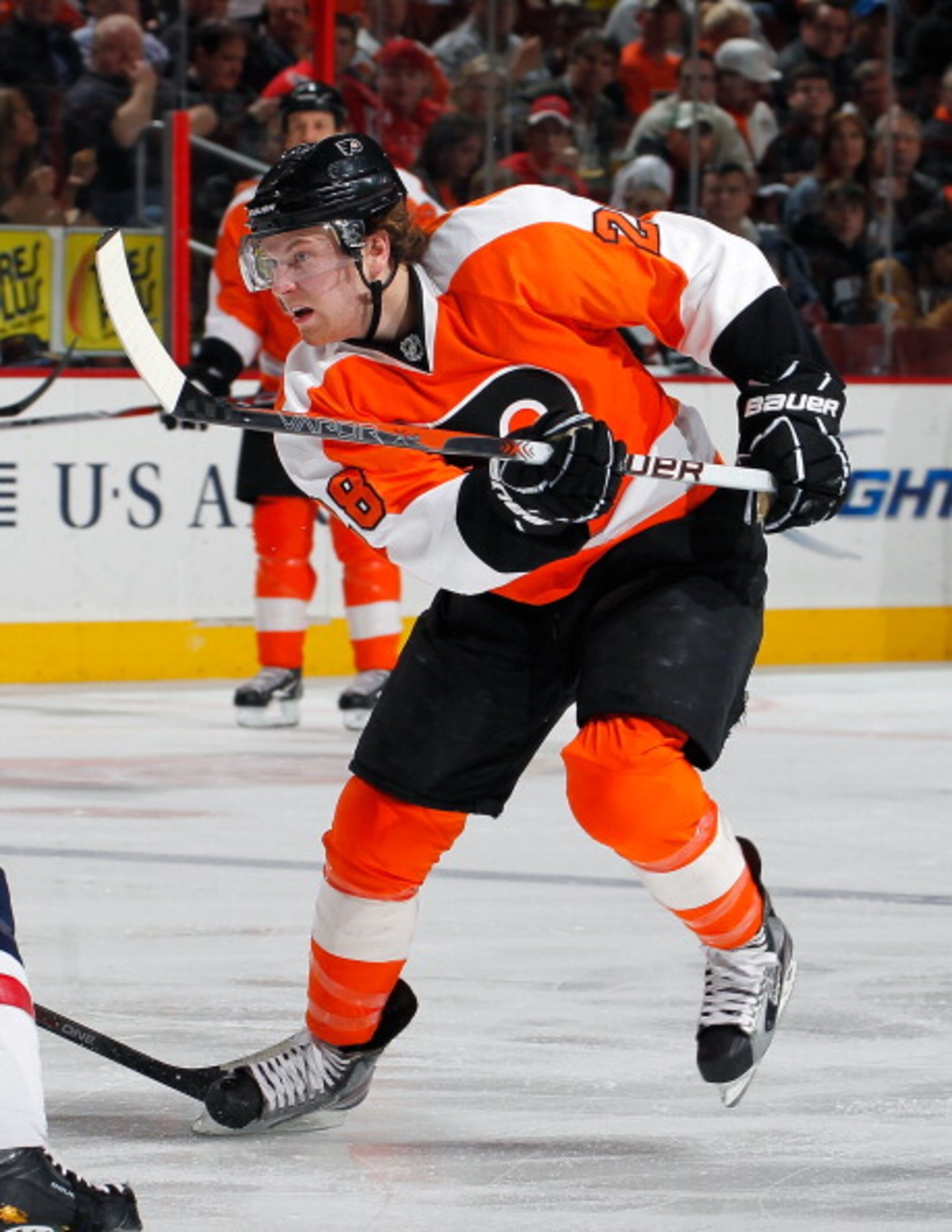 PHILADELPHIA, PA - MARCH 22: Claude Giroux #28 of the Philadelphia Flyers skates during an NHL hockey game against the Washington Capitals at the Wells Fargo Center on March 22, 2011 in Philadelphia, Pennsylvania. (Photo by Paul Bereswill/Getty Images) PHILADELPHIA, PA - MARCH 22: Claude Giroux #28 of the Philadelphia Flyers skates during an NHL hockey game against the Washington Capitals at the Wells Fargo Center on March 22, 2011 in Philadelphia, Pennsylvania. (Photo by Paul Bereswill/Getty Images)