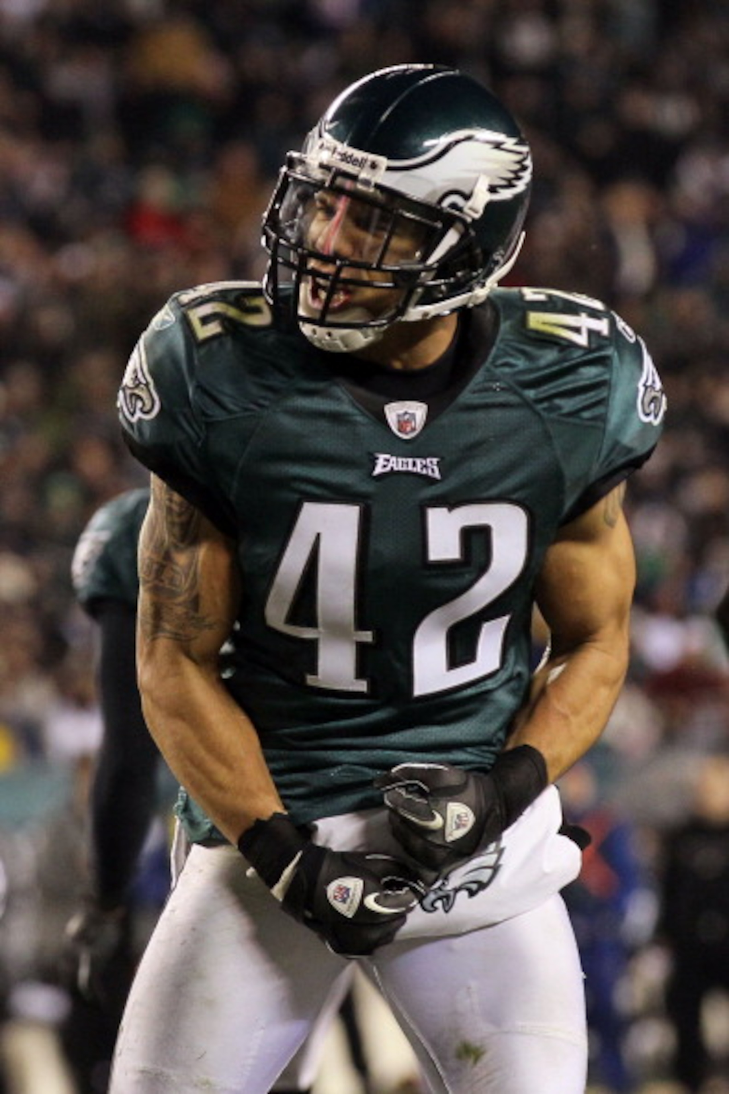 PHILADELPHIA, PA - DECEMBER 28: Kurt Coleman #42 of the Philadelphia Eagles celebrates after tackling Visanthe Shiancoe #81 of the Minnesota Vikings at Lincoln Financial Field on December 26, 2010 in Philadelphia, Pennsylvania. (Photo by Jim McIsaac/Get PHILADELPHIA, PA - DECEMBER 28: Kurt Coleman #42 of the Philadelphia Eagles celebrates after tackling Visanthe Shiancoe #81 of the Minnesota Vikings at Lincoln Financial Field on December 26, 2010 in Philadelphia, Pennsylvania. (Photo by Jim McIsaac/Get
