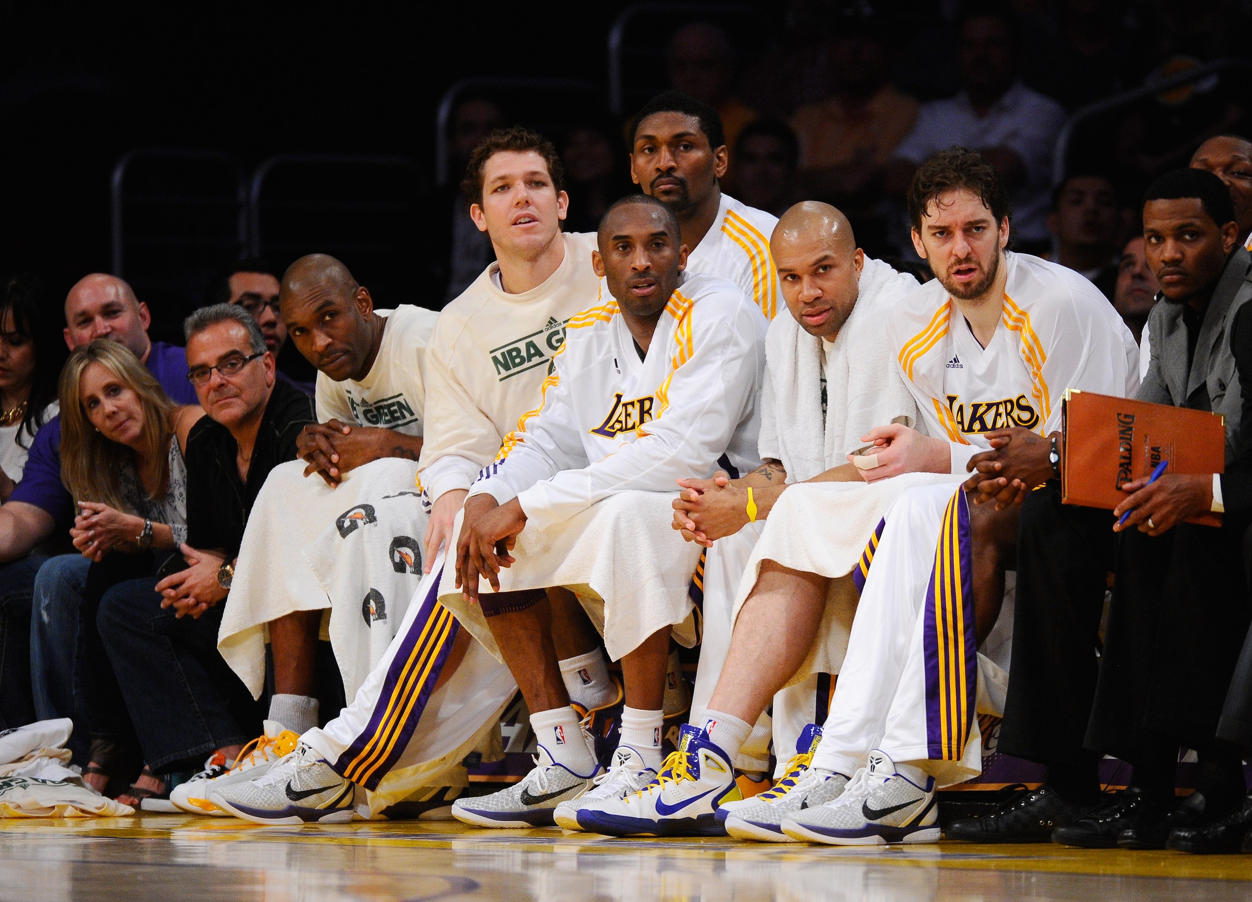 LOS ANGELES, CA - APRIL 03: (L-R) Joe Smith #1, Luke Walton #4, Ron Artest #15, Kobe Bryant #24, Derek Fisher #2 and Pau Gasol #16 of the Los Angeles Lakers watch from the bench during the game against Denver Nuggets at Staples Center on April 3, 2011 in LOS ANGELES, CA - APRIL 03: (L-R) Joe Smith #1, Luke Walton #4, Ron Artest #15, Kobe Bryant #24, Derek Fisher #2 and Pau Gasol #16 of the Los Angeles Lakers watch from the bench during the game against Denver Nuggets at Staples Center on April 3, 2011 in