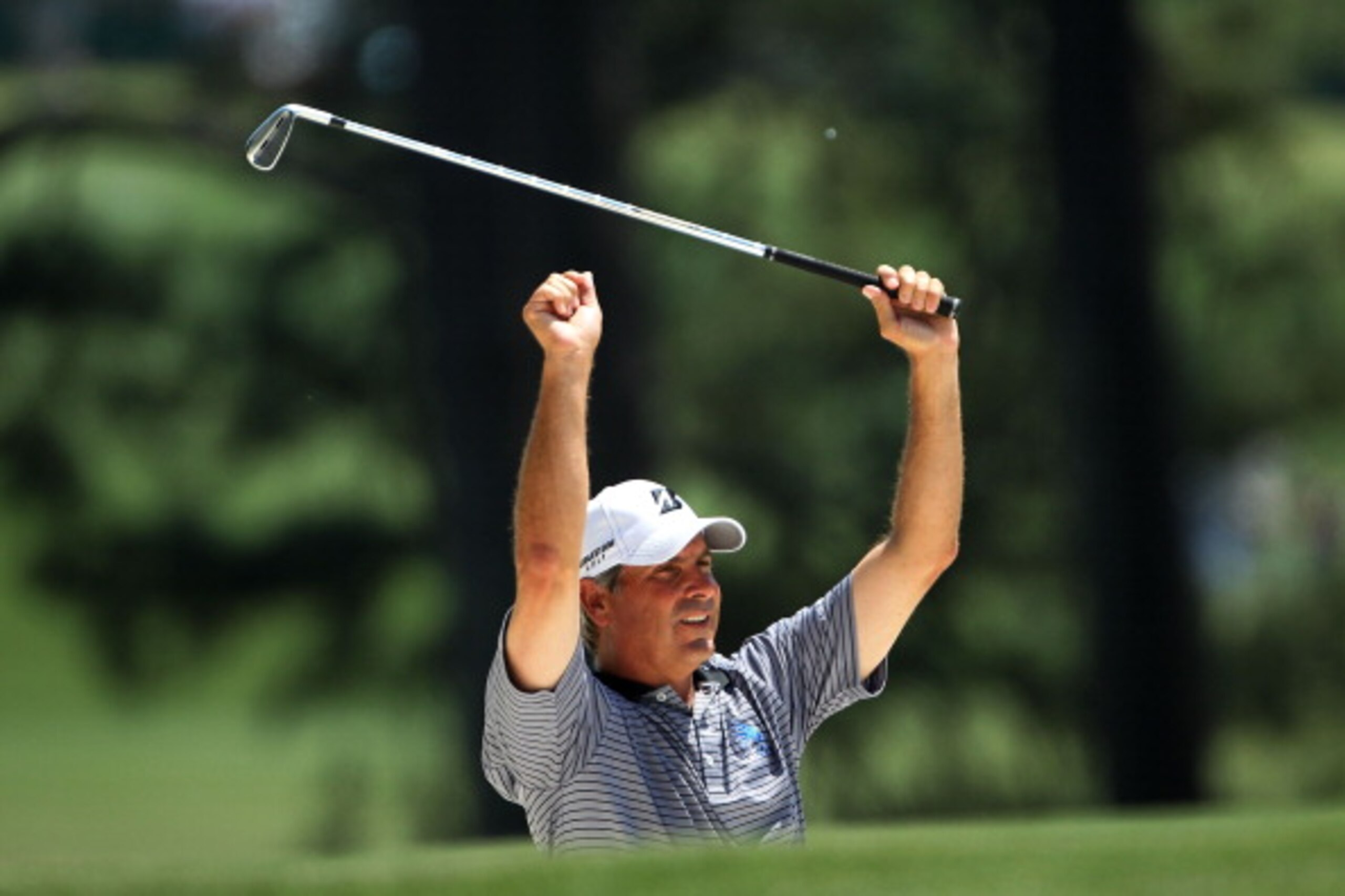 AUGUSTA, GA - APRIL 10: Fred Couples prepares to play a shot on the first hole during the final round of the 2011 Masters Tournament on April 10, 2011 in Augusta, Georgia. (Photo by Jamie Squire/Getty Images) AUGUSTA, GA - APRIL 10: Fred Couples prepares to play a shot on the first hole during the final round of the 2011 Masters Tournament on April 10, 2011 in Augusta, Georgia. (Photo by Jamie Squire/Getty Images)