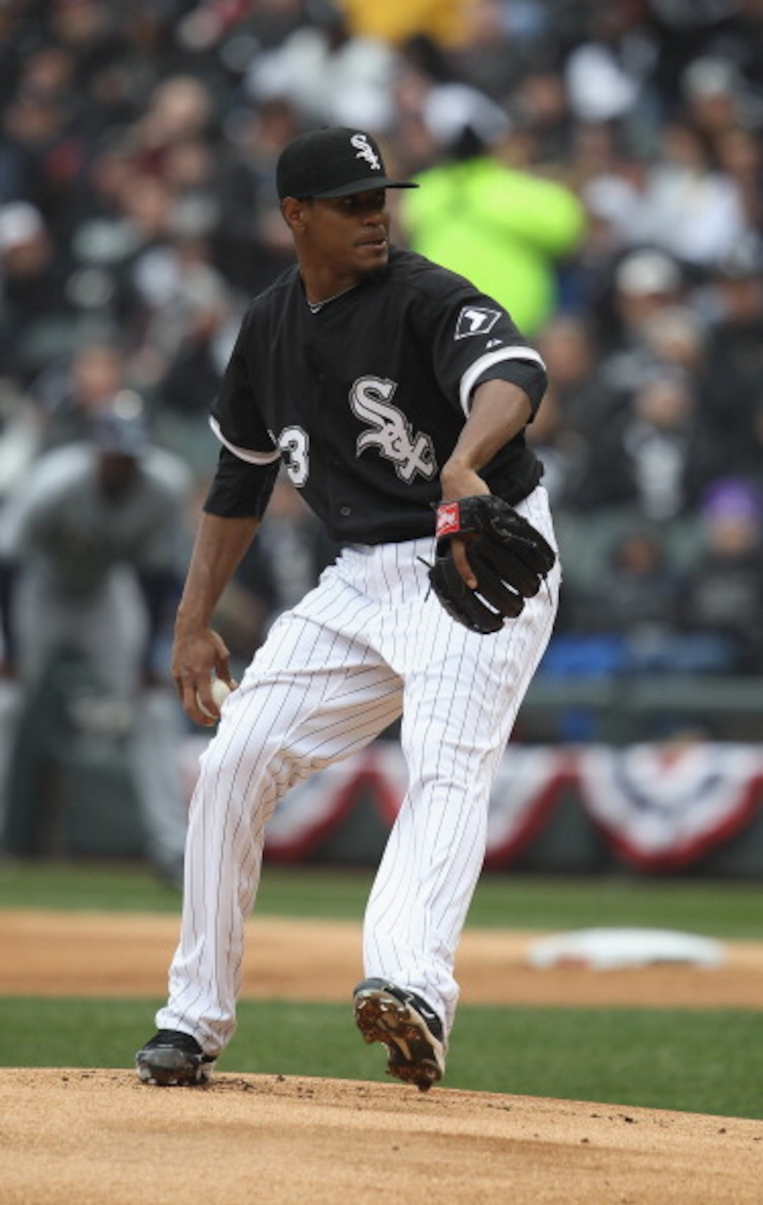 CHICAGO, IL - APRIL 07: Starting pitcher Edwin Jackson #33 of the Chicago White Sox delivers the ball against the Tampa Bay Rays during the home opener at U.S. Cellular Field on April 7, 2011 in Chicago, Illinois. (Photo by Jonathan Daniel/Getty Images) CHICAGO, IL - APRIL 07: Starting pitcher Edwin Jackson #33 of the Chicago White Sox delivers the ball against the Tampa Bay Rays during the home opener at U.S. Cellular Field on April 7, 2011 in Chicago, Illinois. (Photo by Jonathan Daniel/Getty Images)