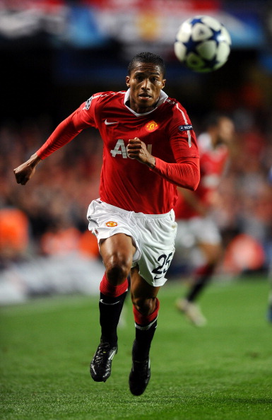 LONDON, ENGLAND - APRIL 06:  Antonio Valencia of Manchester United chases the ball during the UEFA Champions League quarter final first leg match between Chelsea and Manchester United at Stamford Bridge on April 6, 2011 in London, England.  (Photo by Mike