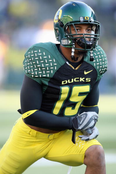 EUGENE, OR - NOVEMBER 03: Patrick Chung #15 of the Oregon Ducks stretches on the field before the game against the Arizona State Sun Devils at Autzen Stadium on November 3, 2007 in Eugene, Oregon. The Ducks defeated the Sun Devils 35-23. (Photo by Otto Gr EUGENE, OR - NOVEMBER 03: Patrick Chung #15 of the Oregon Ducks stretches on the field before the game against the Arizona State Sun Devils at Autzen Stadium on November 3, 2007 in Eugene, Oregon. The Ducks defeated the Sun Devils 35-23. (Photo by Otto Gr
