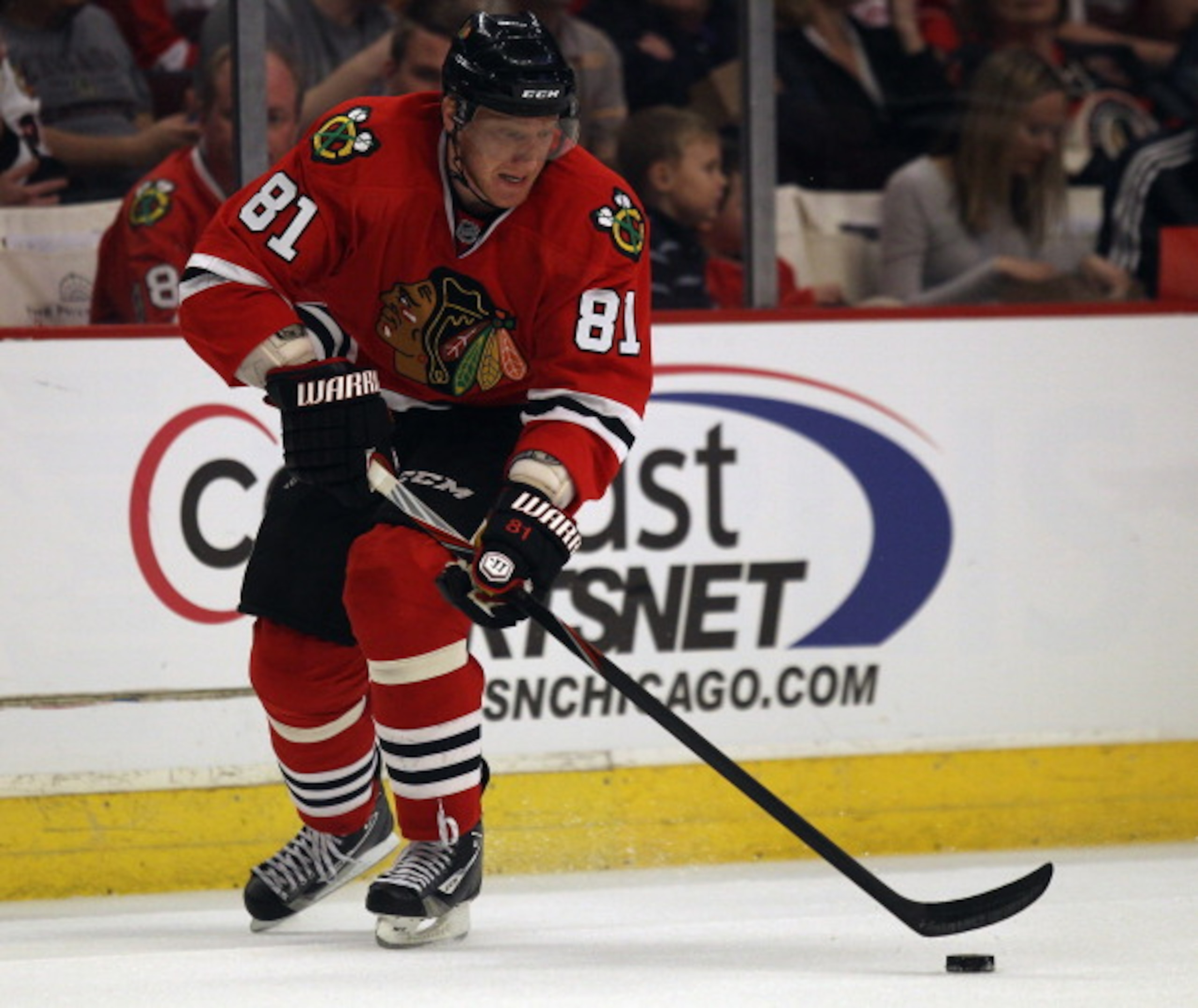 CHICAGO, IL - APRIL 10: Marian Hossa #81 of the Chicago Blackhawks controls the puck against the Detroit Red Wings at the United Center on April 10, 2011 in Chicago, Illinois. The Red Wings defeated the Blackhawks 4-3. (Photo by Jonathan Daniel/Getty Imag CHICAGO, IL - APRIL 10: Marian Hossa #81 of the Chicago Blackhawks controls the puck against the Detroit Red Wings at the United Center on April 10, 2011 in Chicago, Illinois. The Red Wings defeated the Blackhawks 4-3. (Photo by Jonathan Daniel/Getty Imag