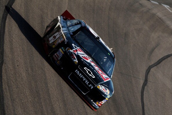 FORT WORTH, TX - APRIL 08:  Kevin Harvick drives the #29 Budweiser Chevrolet during qualifying for the NASCAR Sprint Cup Series Samsung Mobile 500 at Texas Motor Speedway on April 8, 2011 in Fort Worth, Texas.  (Photo by Matthew Stockman/Getty Images)