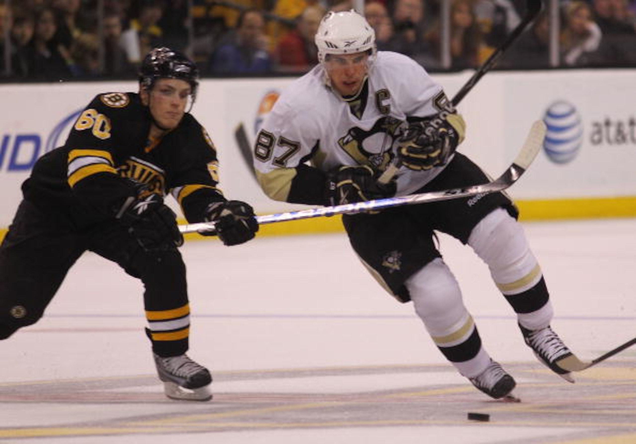 BOSTON - MARCH 18: Sidney Crosby #87 of the Pittsburgh Penguins skates around Vladimir Sobotka #60 of the Boston Bruins at the TD Garden on March 18, 2010 in Boston, Massachusetts. (Photo by Bruce Bennett/Getty Images) BOSTON - MARCH 18: Sidney Crosby #87 of the Pittsburgh Penguins skates around Vladimir Sobotka #60 of the Boston Bruins at the TD Garden on March 18, 2010 in Boston, Massachusetts. (Photo by Bruce Bennett/Getty Images)