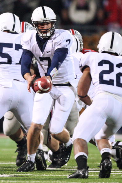 COLUMBUS, OH - OCTOBER 25: Quarterback Pat Devlin #7 of the Penn State Nittany Lions hands off the ball against the Ohio State Buckeyes on October 25, 2008 at Ohio Stadium in Columbus, Ohio.  (Photo by Jamie Sabau/Getty Images)