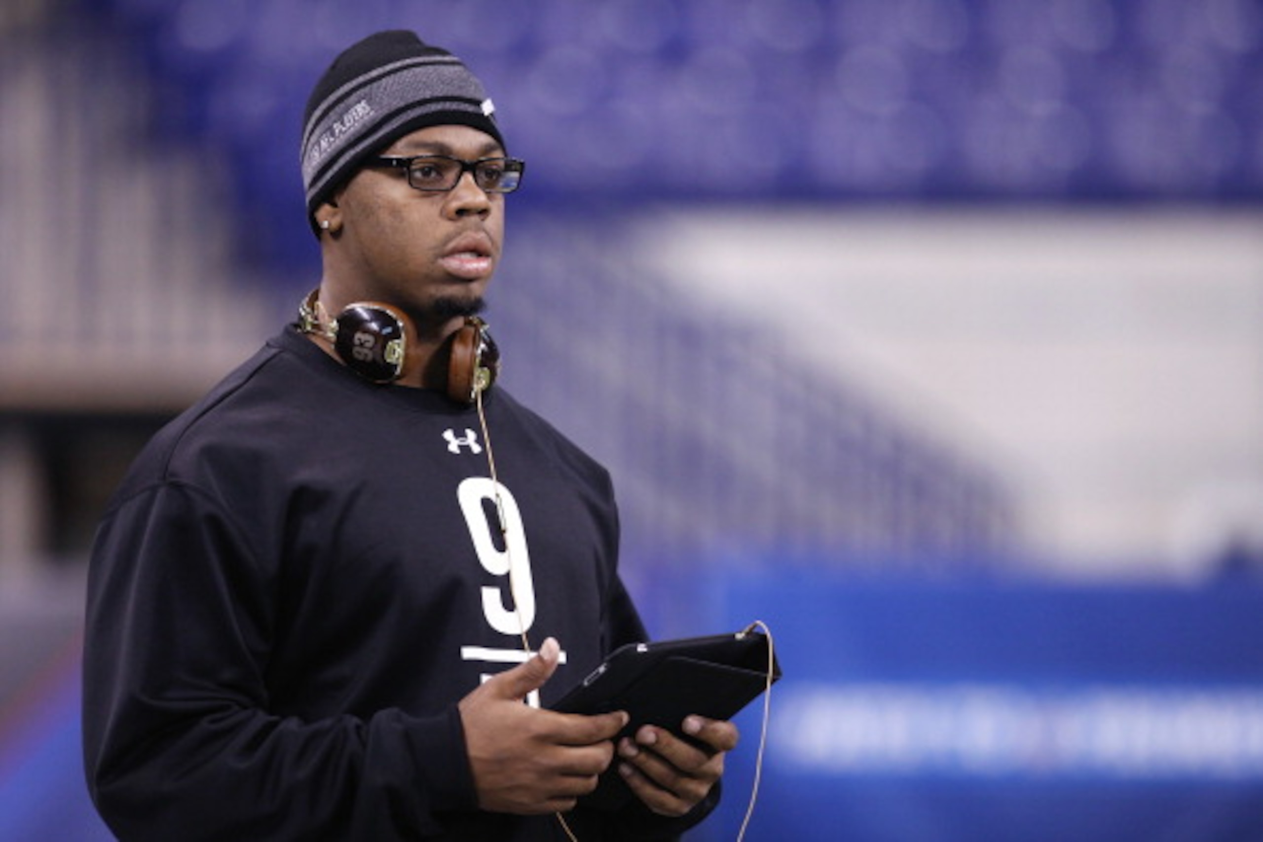 INDIANAPOLIS, IN - FEBRUARY 28: Defensive lineman Da'Quan Bowers of Clemson looks on during the 2011 NFL Scouting Combine at Lucas Oil Stadium on February 28, 2011 in Indianapolis, Indiana. (Photo by Joe Robbins/Getty Images) INDIANAPOLIS, IN - FEBRUARY 28: Defensive lineman Da'Quan Bowers of Clemson looks on during the 2011 NFL Scouting Combine at Lucas Oil Stadium on February 28, 2011 in Indianapolis, Indiana. (Photo by Joe Robbins/Getty Images)