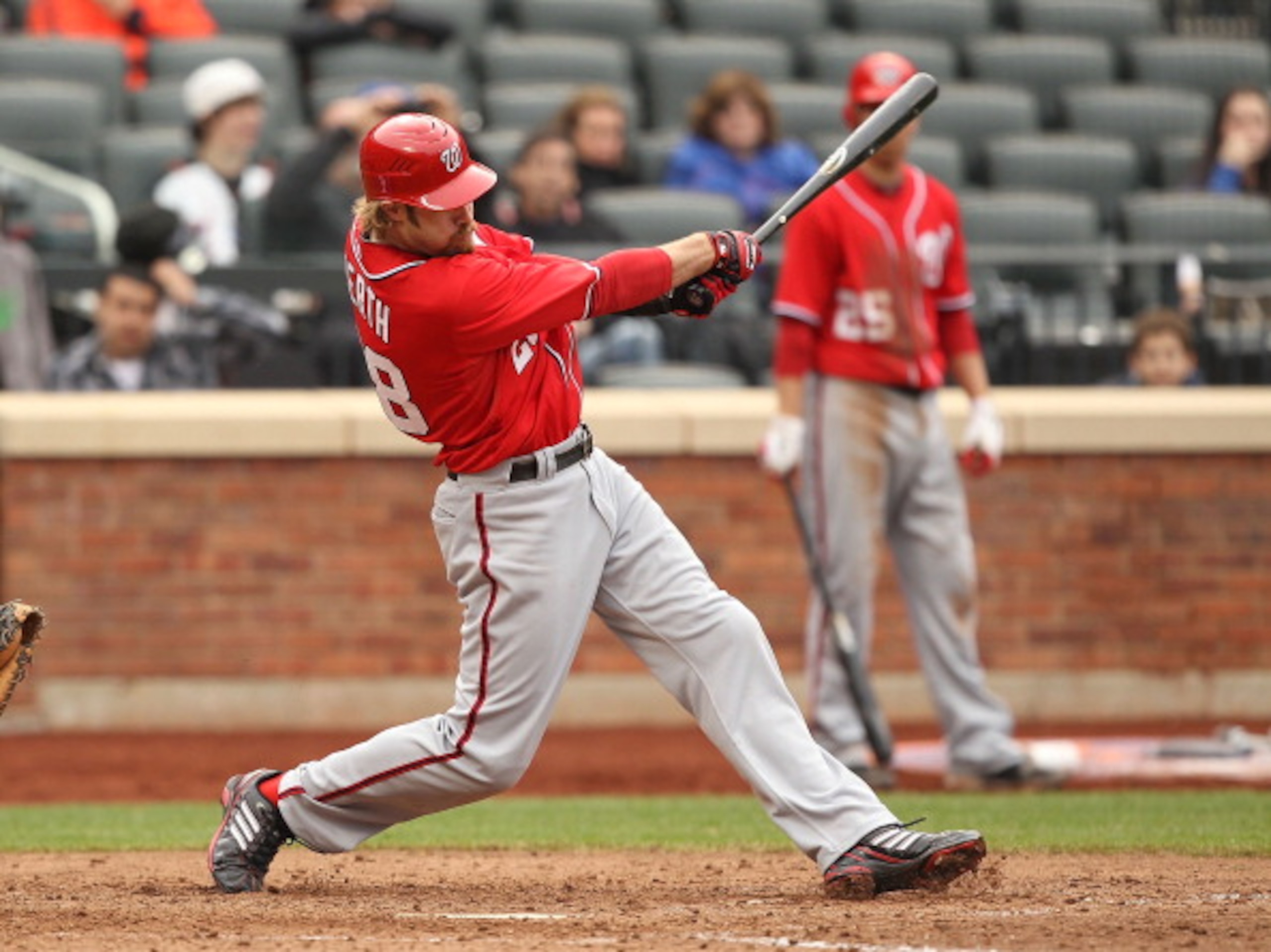NEW YORK, NY - APRIL 10:  Jayson Werth #28 of the Washington Nationals  in action against the New York Mets during their game on April 10, 2011 at Citi Field in the Flushing neighborhood of the Queens borough of New York City.  (Photo by Al Bello/Getty Im
