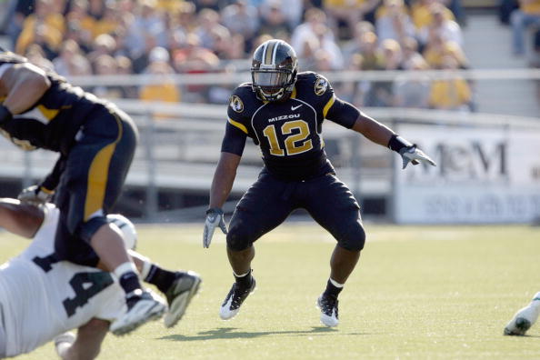 COLUMBIA, MO - NOVEMBER 7:  Sean Weatherspoon #12 of the Missouri Tigers moves on the field during the game against the Baylor Bears at Faurot Field/Memorial Stadium on November 7, 2009 in Columbia, Missouri. (Photo by Jamie Squire/Getty Images)