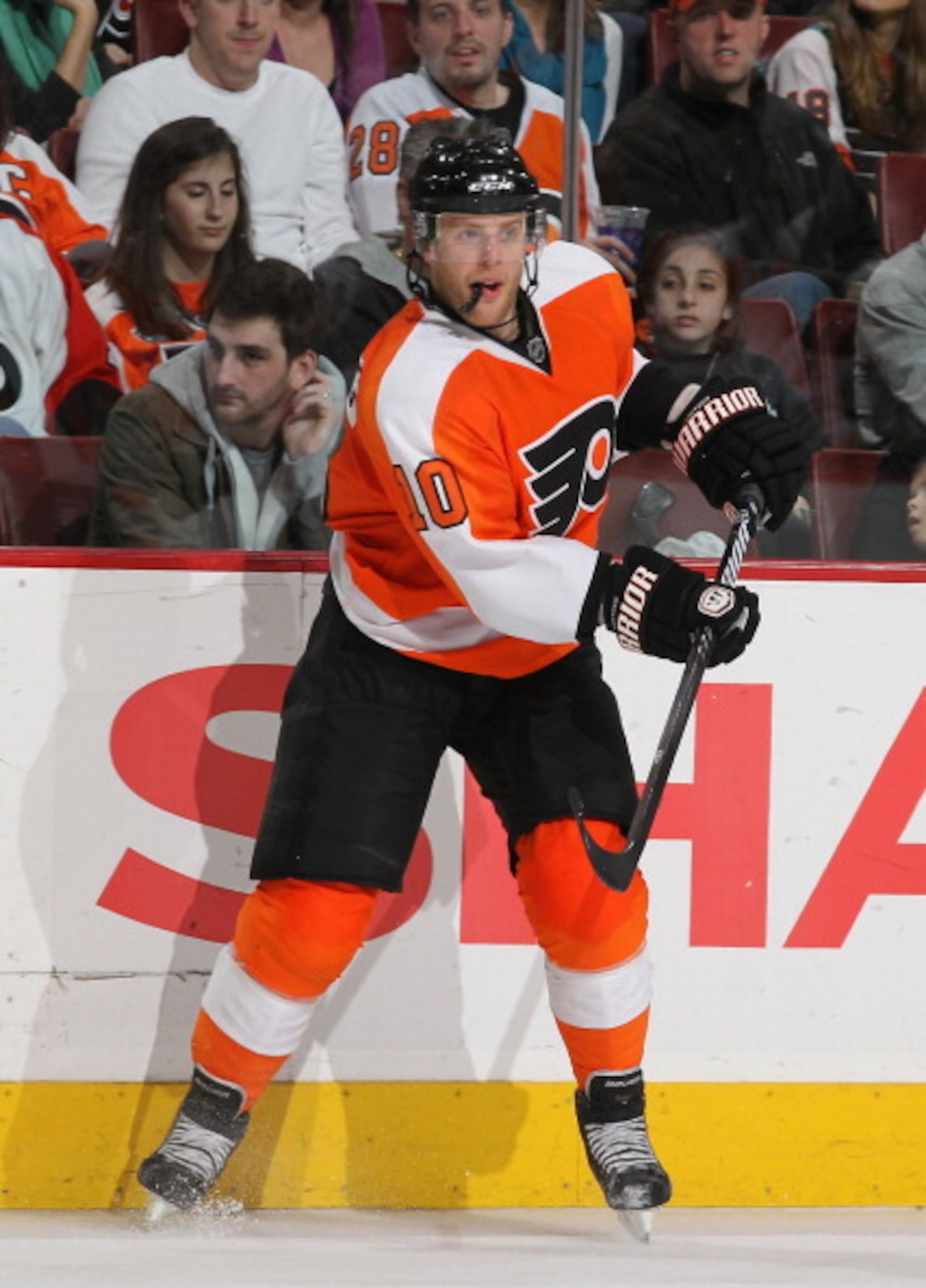PHILADELPHIA - MARCH 05:  Kris Versteeg #10 of The Philadelphia Flyersin action against the Buffalo Sabres during their game on March 5, 2011 at The Wells Fargo Center in Philadelphia, Pennsylvania.  (Photo by Al Bello/Getty Images)