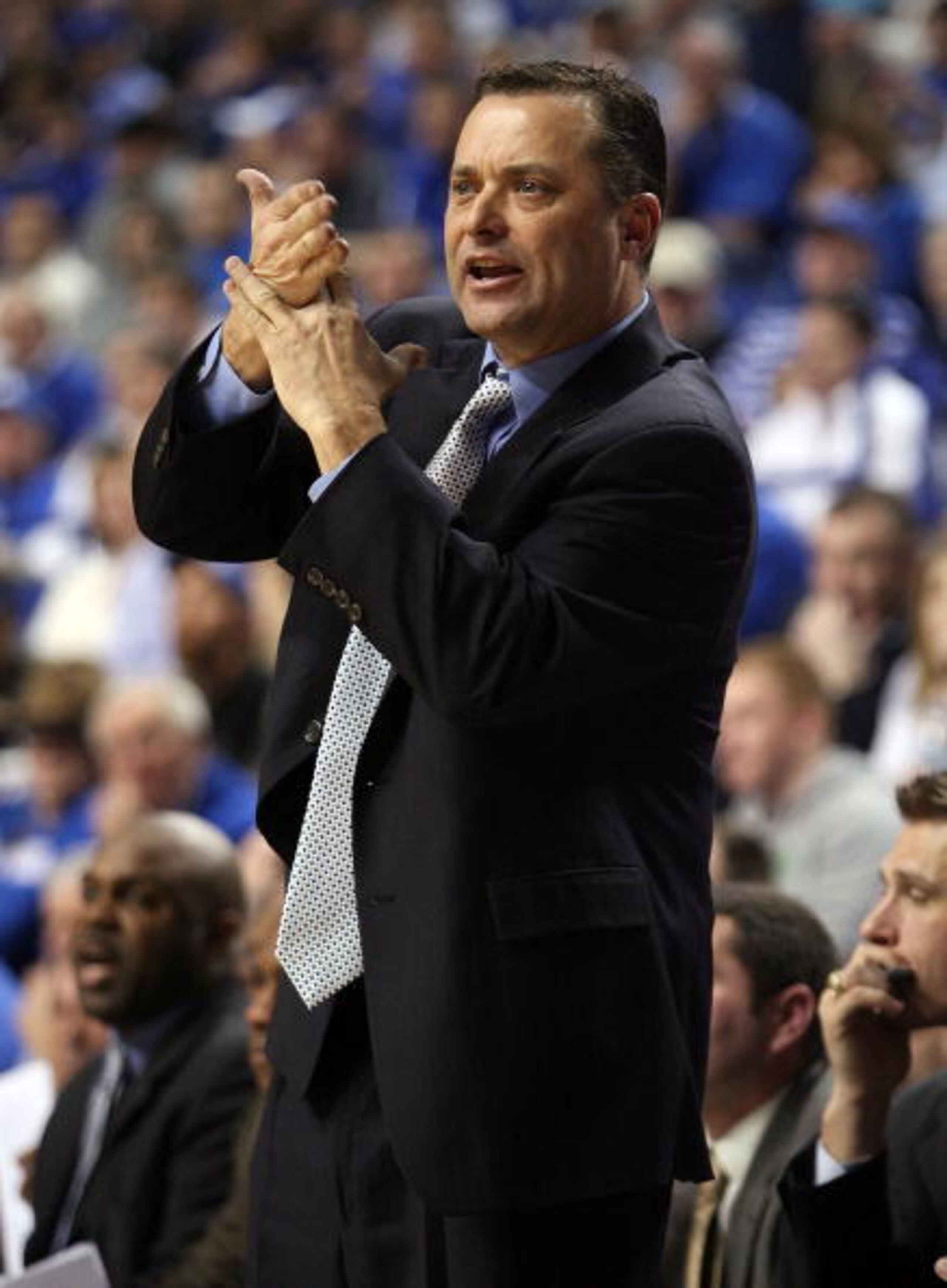 LEXINGTON, KY - JANUARY 21:  Billy Gillispie, the Head Coach of the Kentucky Wildcats, is pictured during the SEC game against the Auburn Tigers at Rupp Arena on January 21, 2009 in Lexington, Kentucky.  (Photo by Andy Lyons/Getty Images)