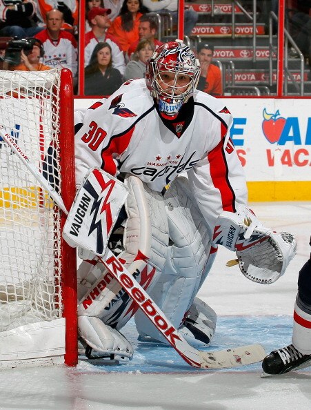 PHILADELPHIA, PA - MARCH 22:  Michal Neuvirth #30 of the Washington Capitals waits for a shot against the Philadelphia Flyers during an NHL hockey game at the Wells Fargo Center on March 22, 2011 in Philadelphia, Pennsylvania.  (Photo by Paul Bereswill/Ge